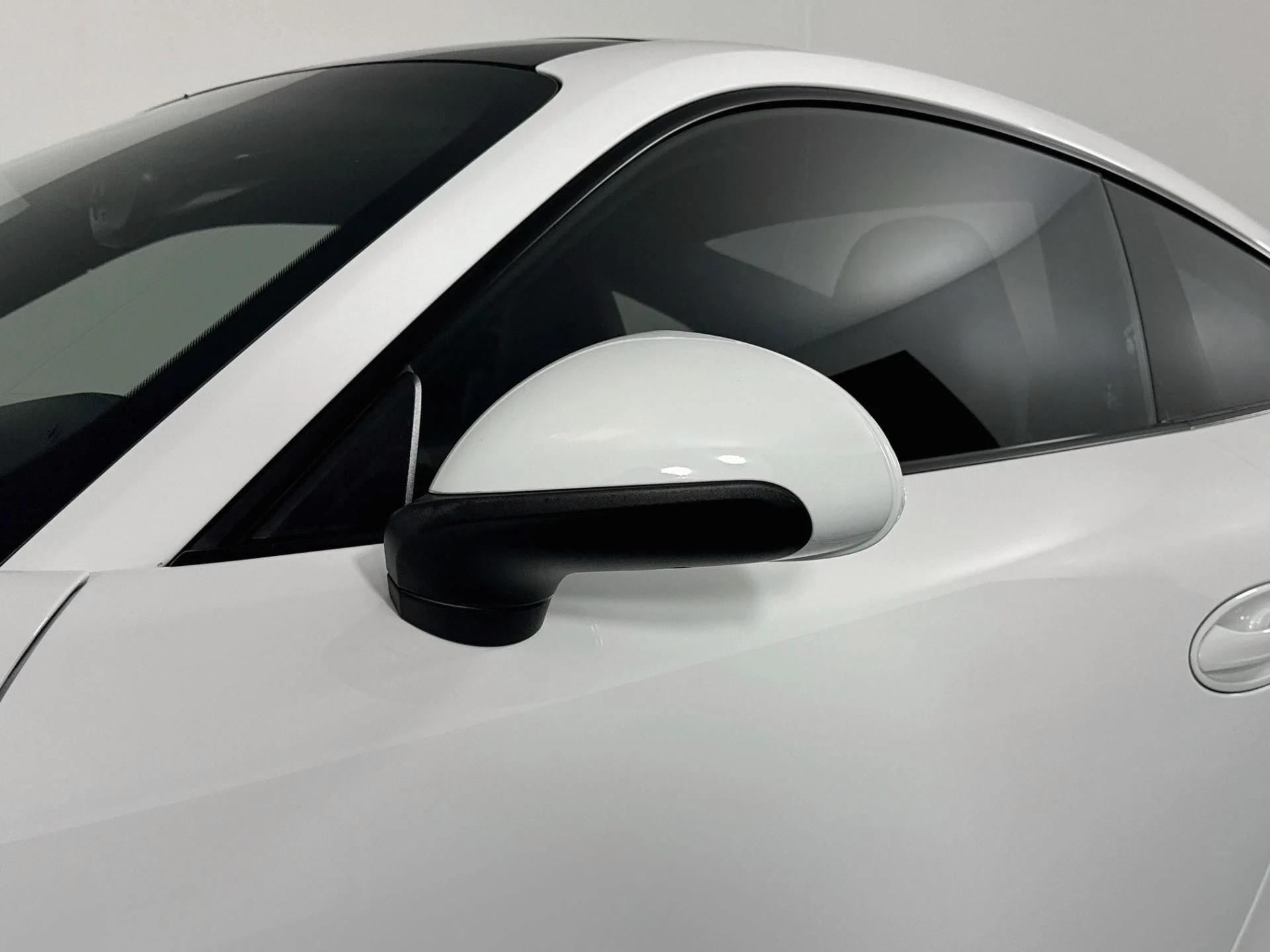 mph041_900126270_Used_2014_Porsche_911_Turbo_S_1791570351_4915cda95d