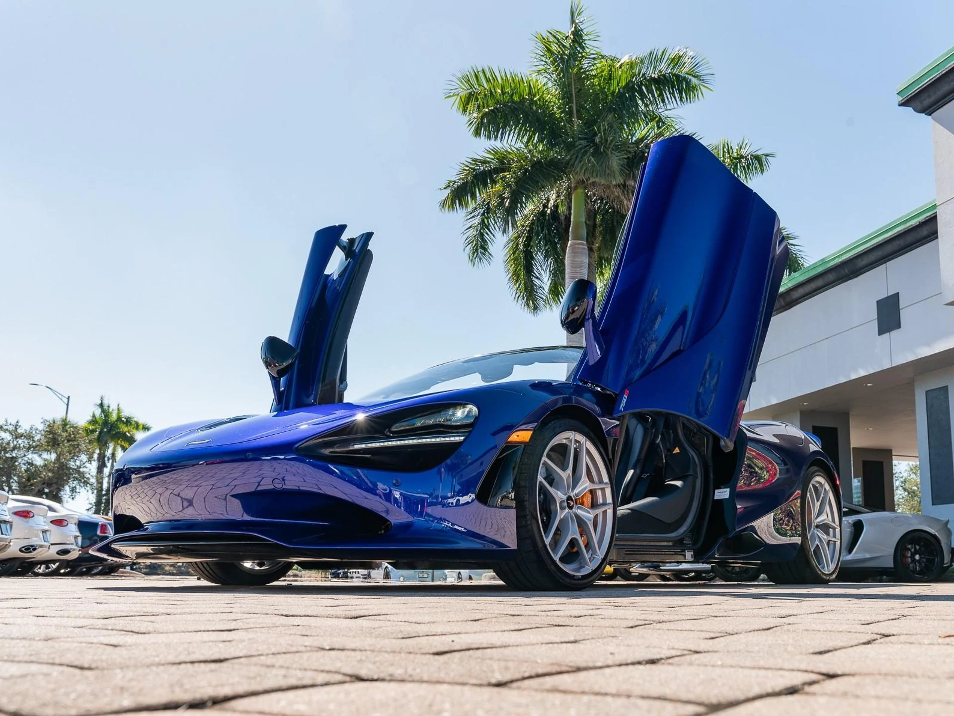 mph041_90311395_Used_2024_Mc_Laren_750_S_1763507183_0b852ec77e