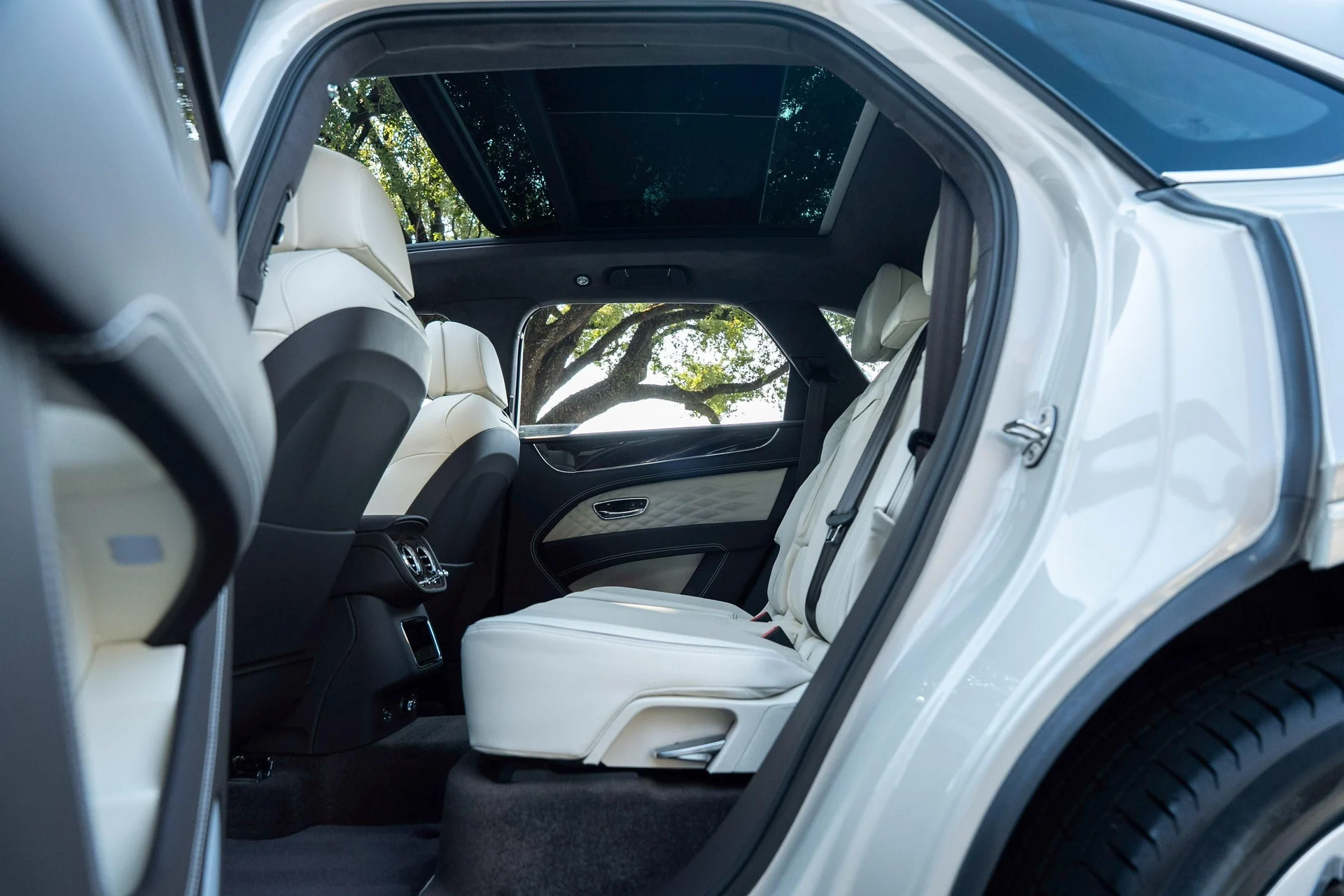 mph041_914601668_470962090_69063cb7ca1ae070f76ad71b_b1020d854f