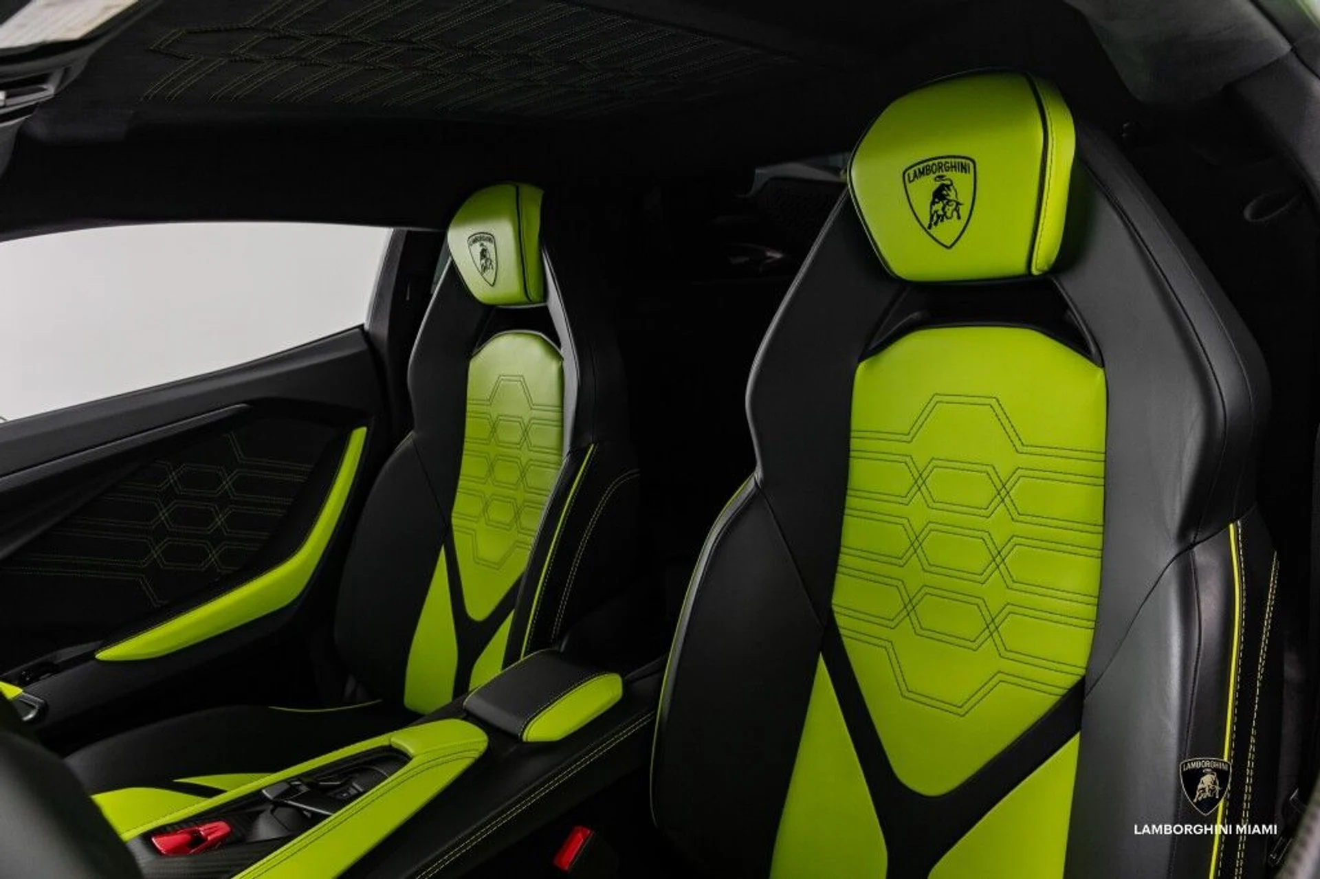 mph041_914625796_b97d933fd66749ff366c284db7a47701_372a6176b0