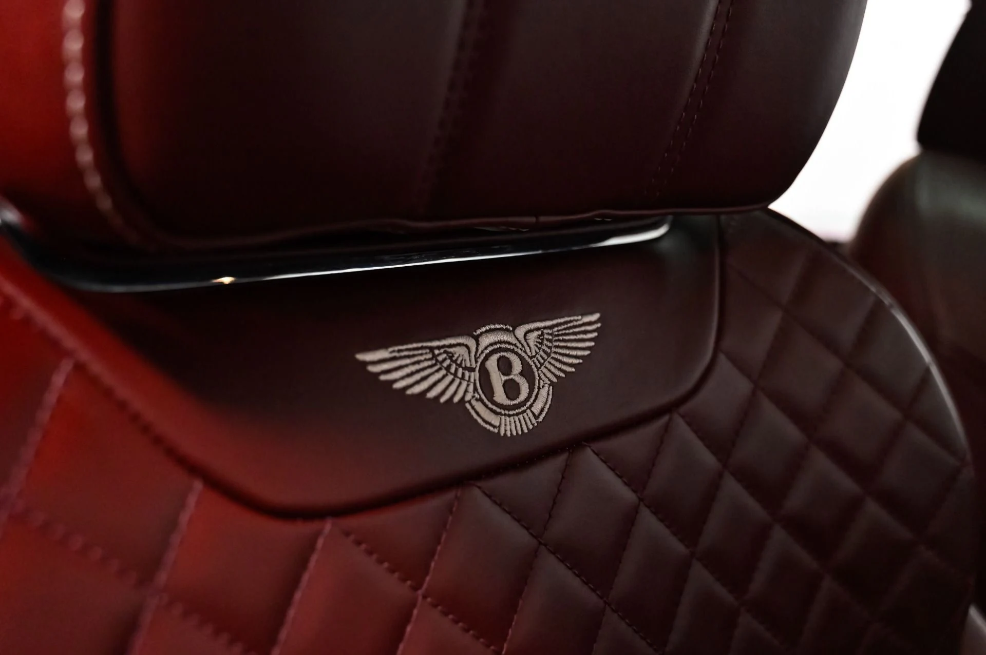 mph041_922794467_Used_2019_Bentley_Bentayga_V8_1790790917_271cc7329a