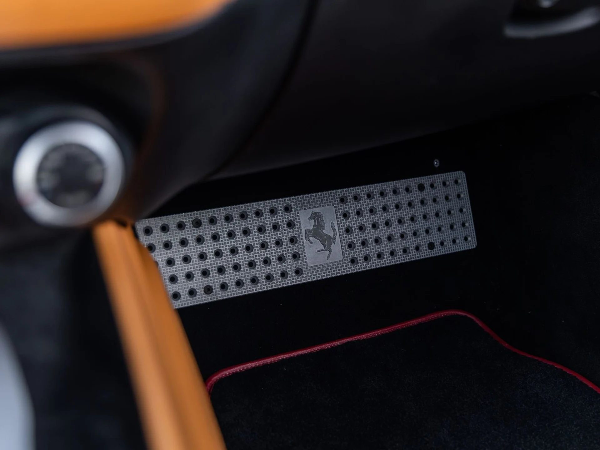 mph041_924919489_42_1fd690eebb