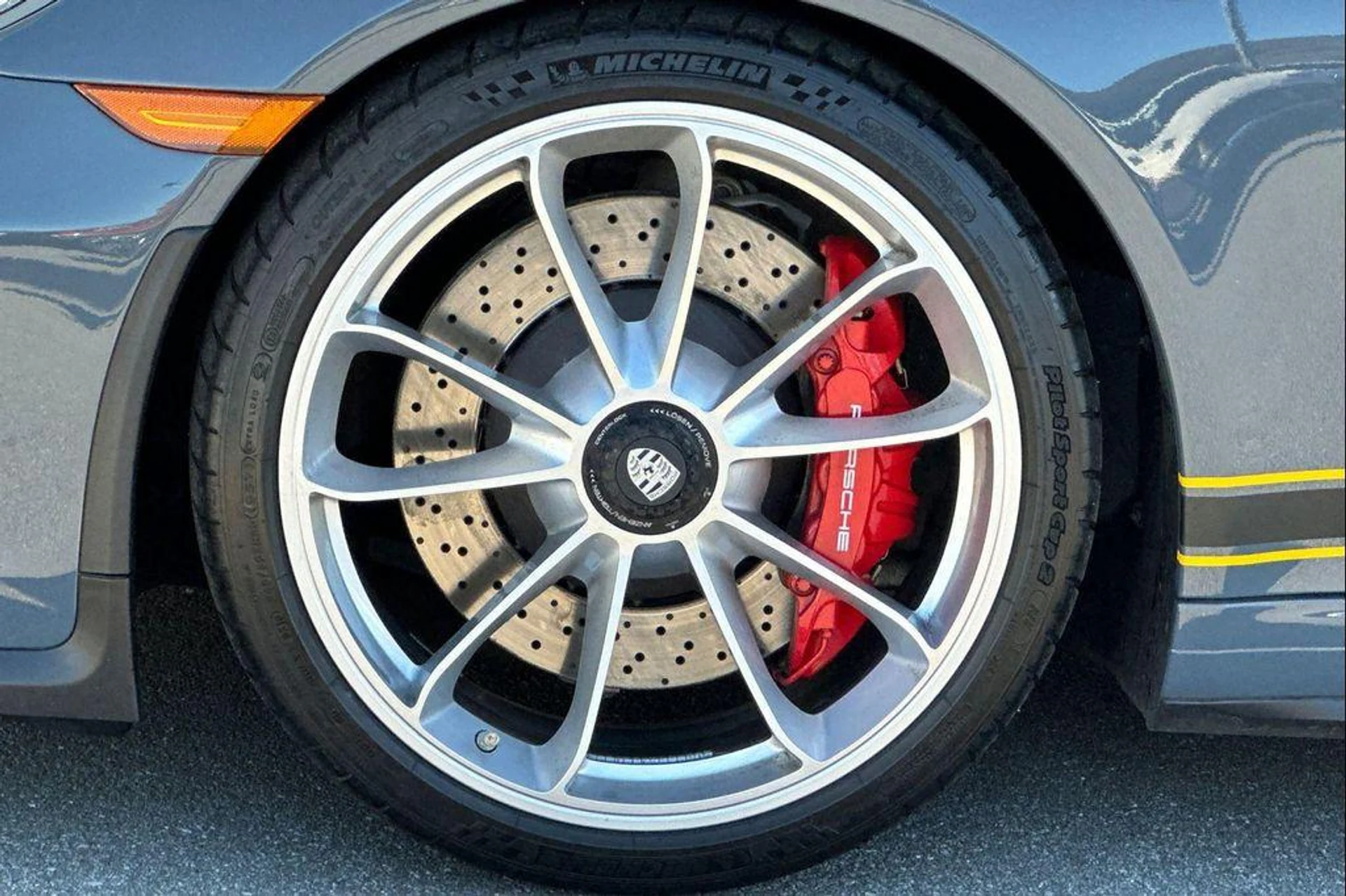 mph041_926358303_KYS_Wfzskl56_yp_E_q_GZ_0_P33_AFY_94565fcd53