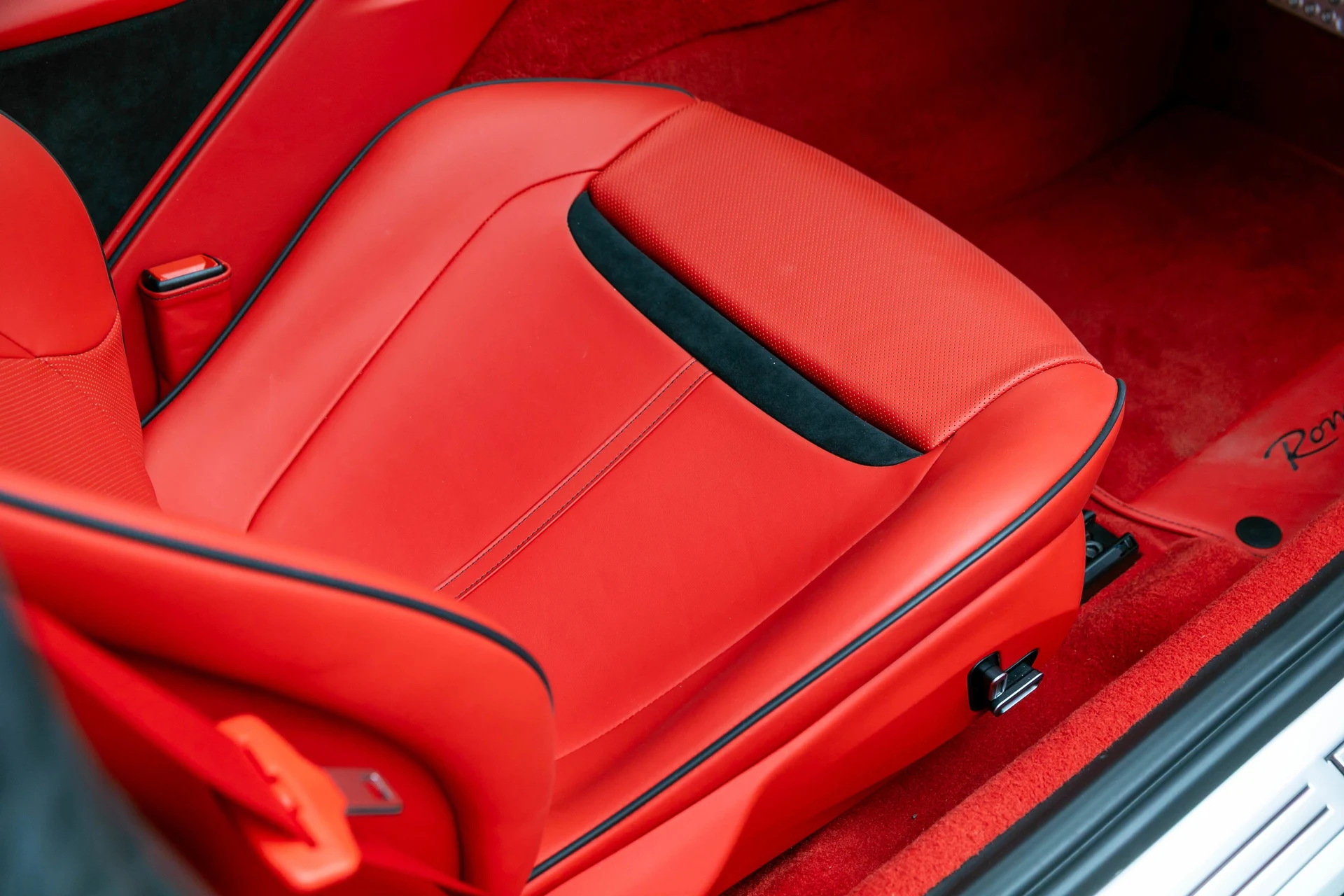 mph041_94467942_a1ef43fefbe0459fa6ff6f17e726728e_ab9482c458