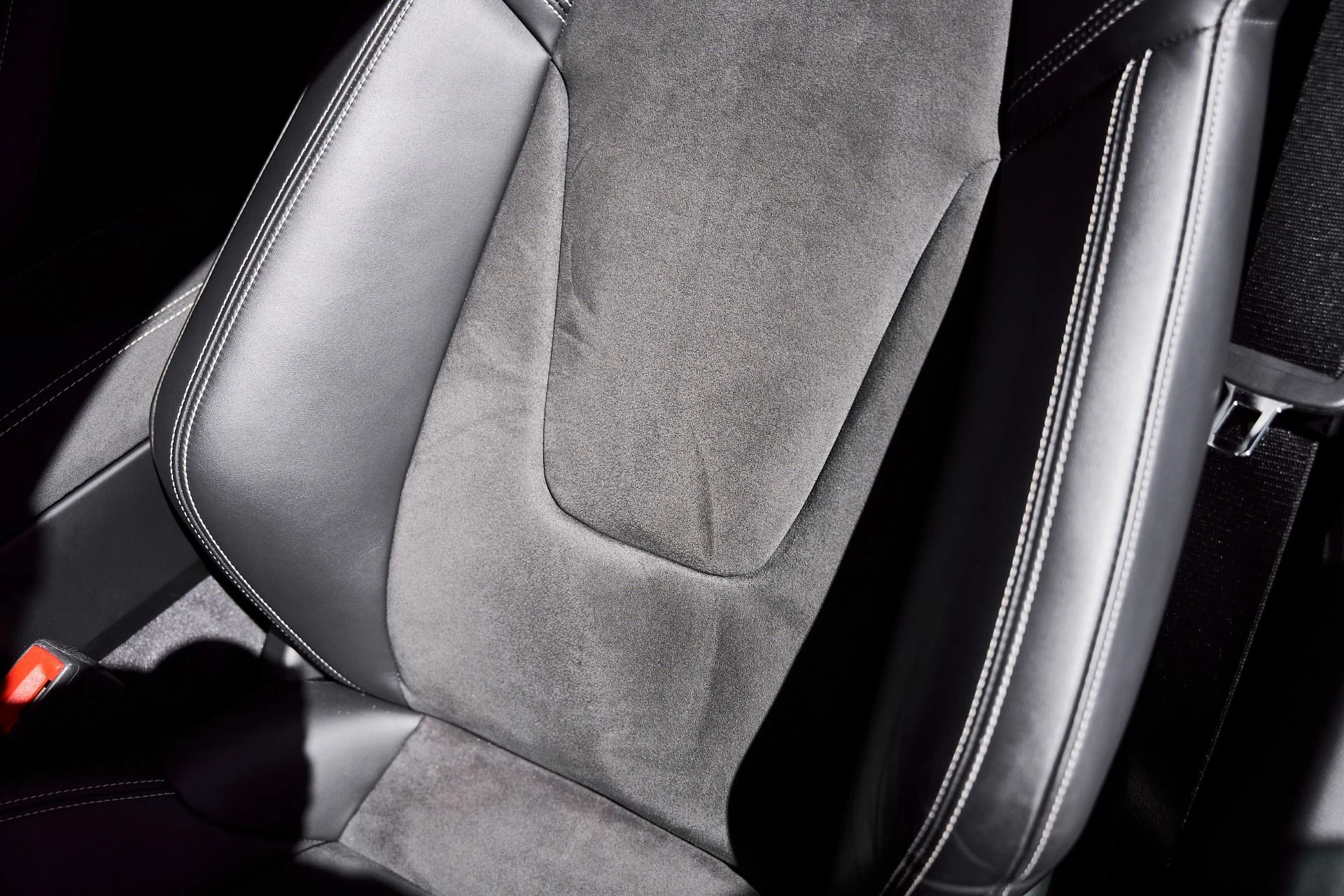 mph041_948096475_Used_2022_Porsche_911_GT_3_1773348931_a06b61e172