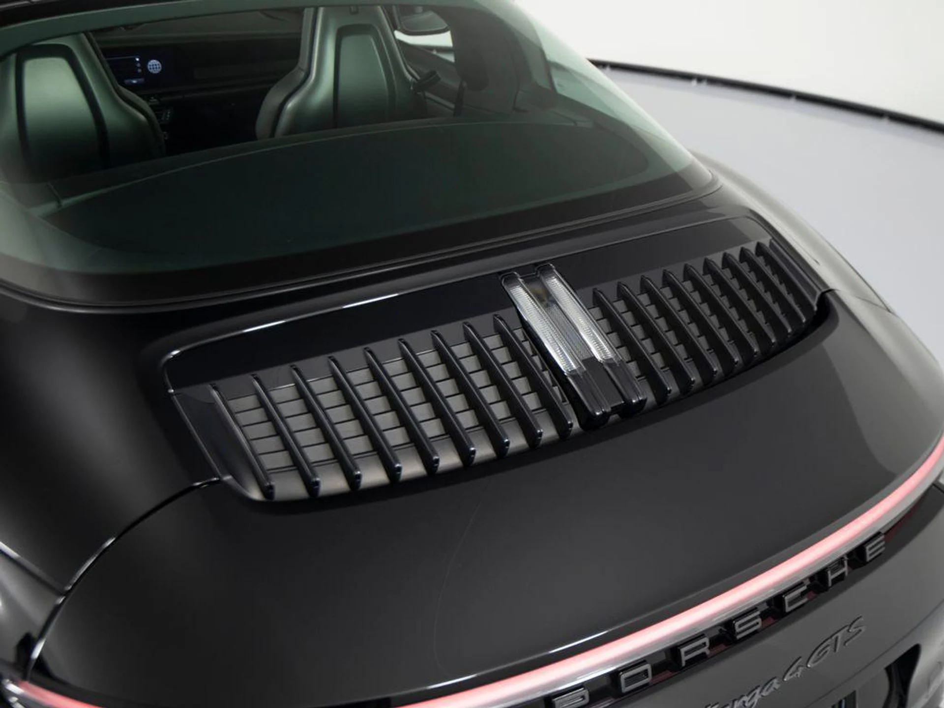 mph041_948158018_Dn3re_EZ_61xu1_Apz0z8dypt_Lr_VWY_4e146a7e7d