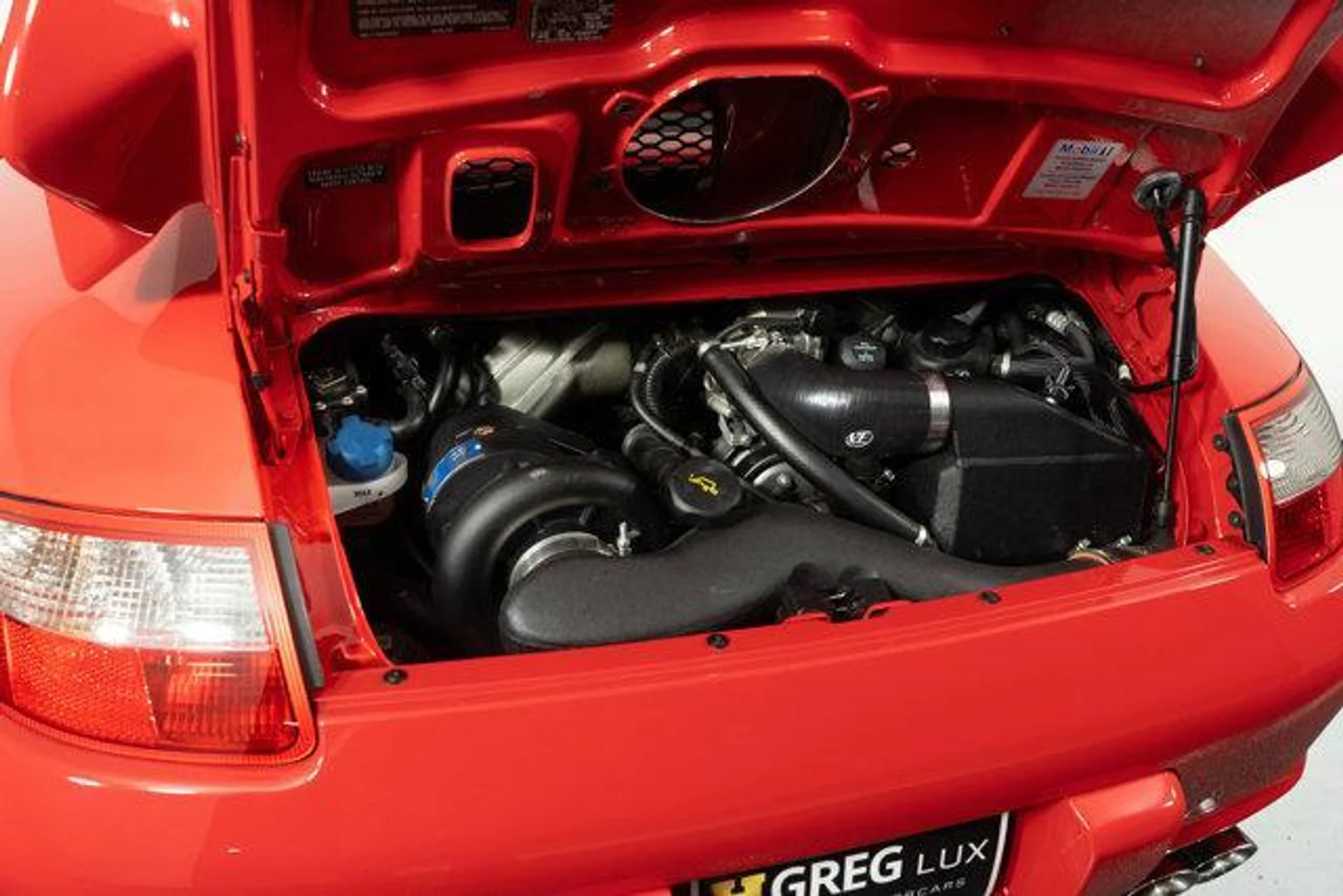 mph041_952067242_j4_Hq_Iyv_F_Zv_Oc_8srf_PA_Dxa_UNH_8_189fce9c49