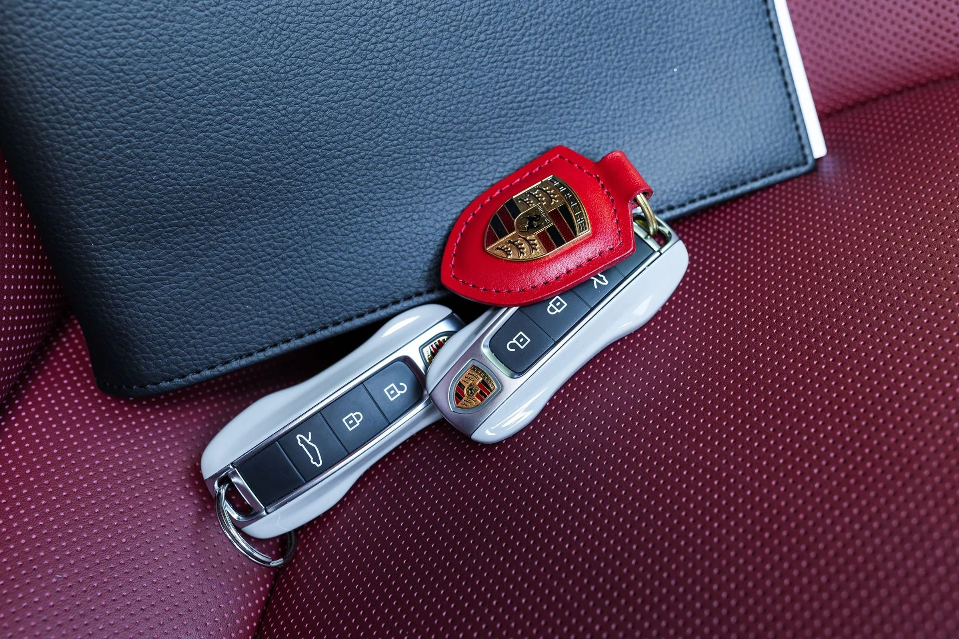 mph041_978532497_Used_2024_Porsche_911_Carrera_4_S_1790639566_43a0cbb44b
