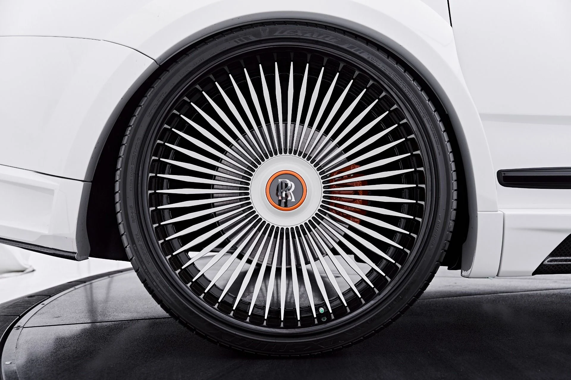 mph041_982057926_Used_2026_Rolls_Royce_Cullinan_Base_1785200828_96641c183a