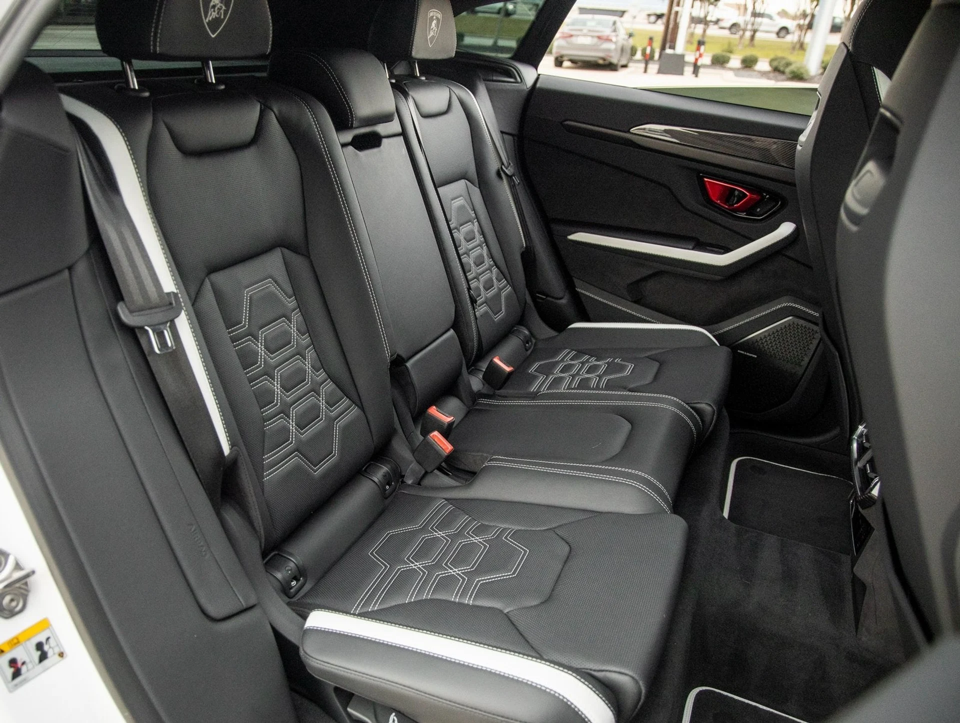 mph041_992929597_42_efce4e29d5