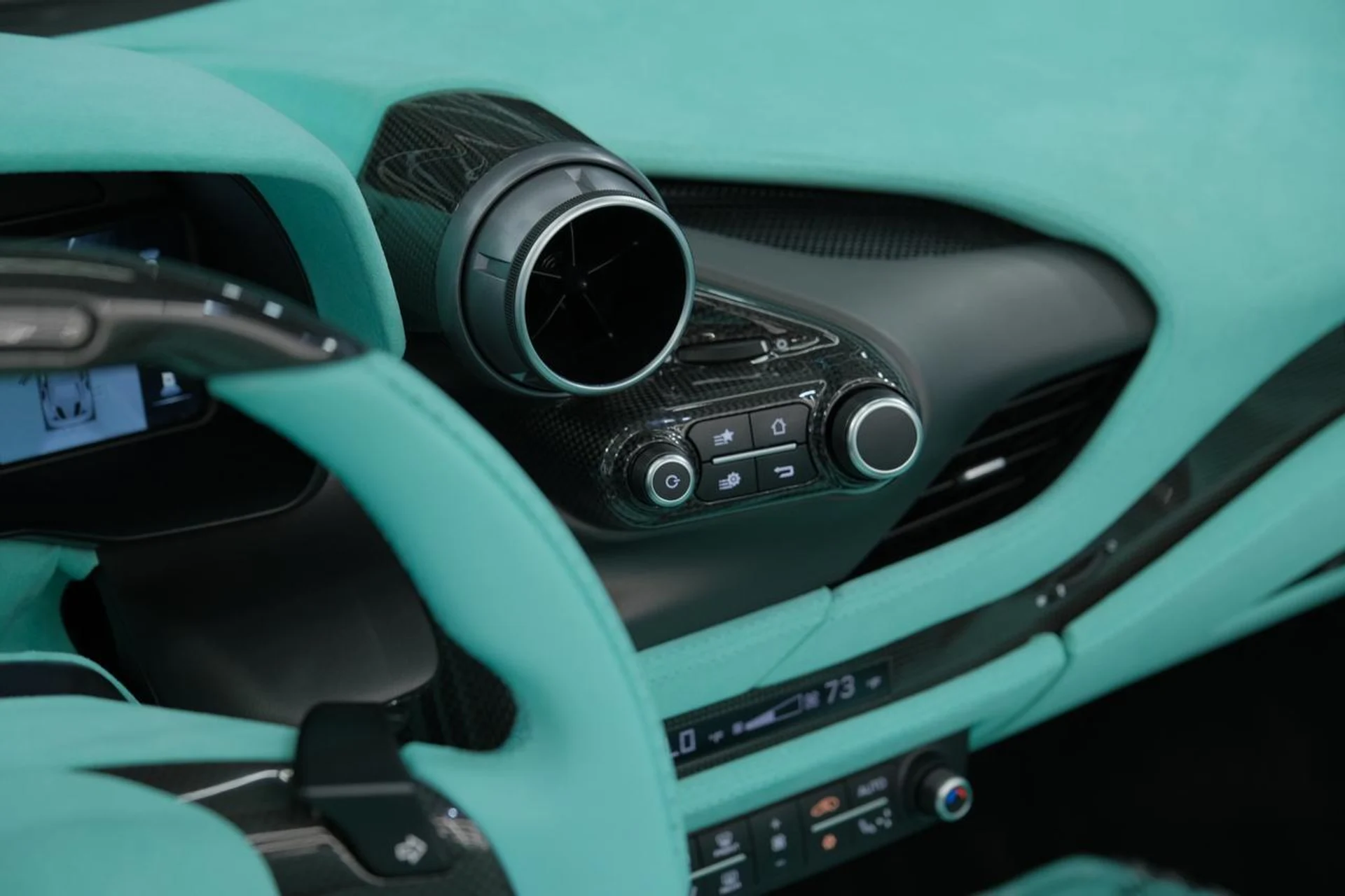 mph041_996062974_bef3733beb31992293852c3de56e028b_3be37c5c7f