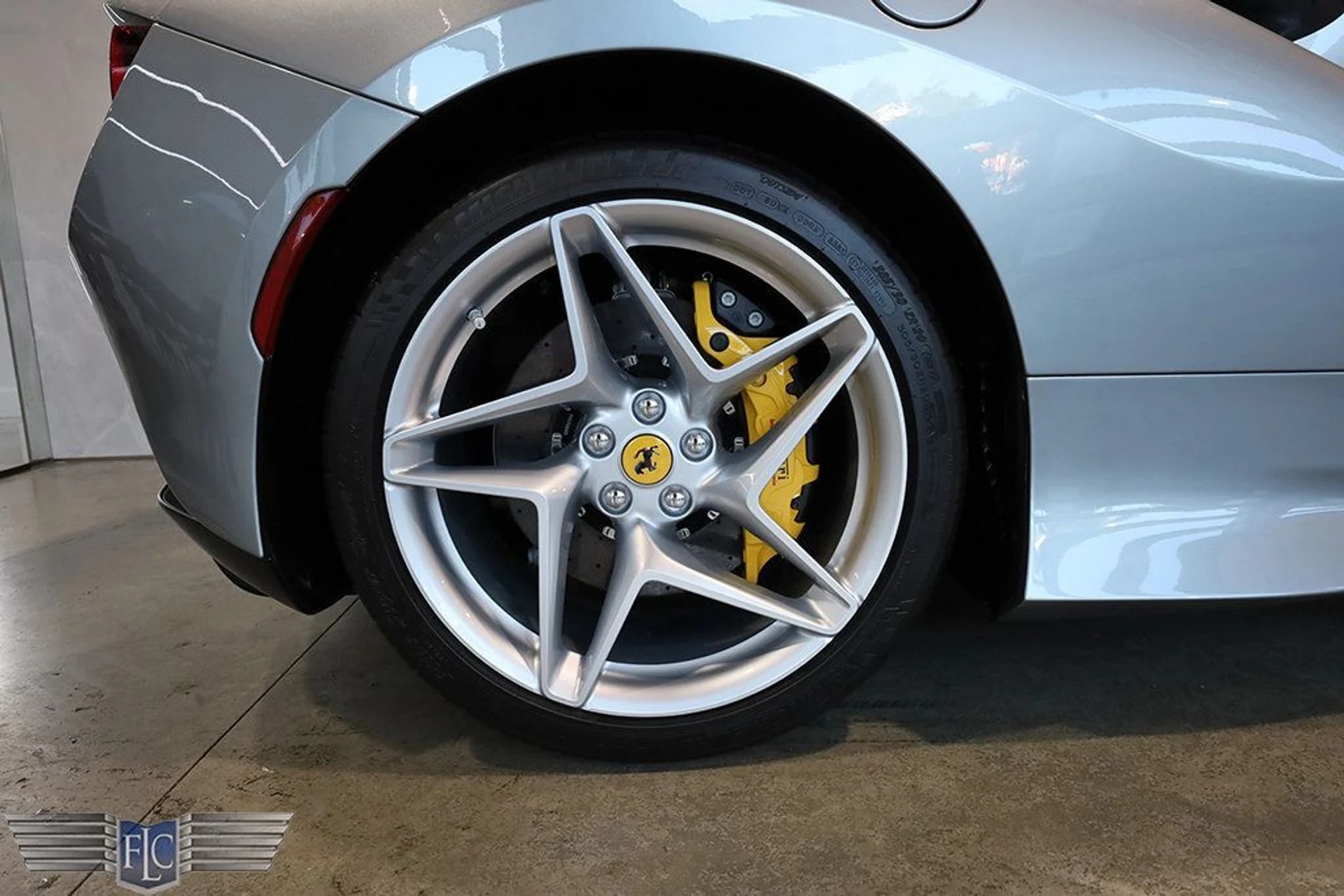 mph042_1005238873_used_2021_ferrari_f8_spider_convertible_9689_22996812_43_1024_742f00b510