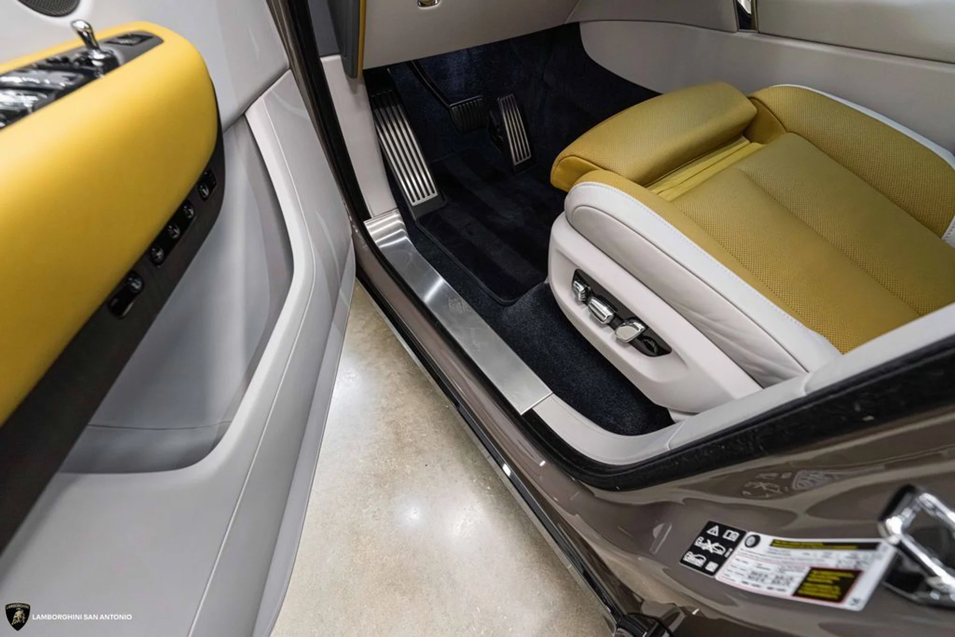 mph042_1014452942_eca0f8bb18c2591818154d18014d8571x_ce14fcab1d