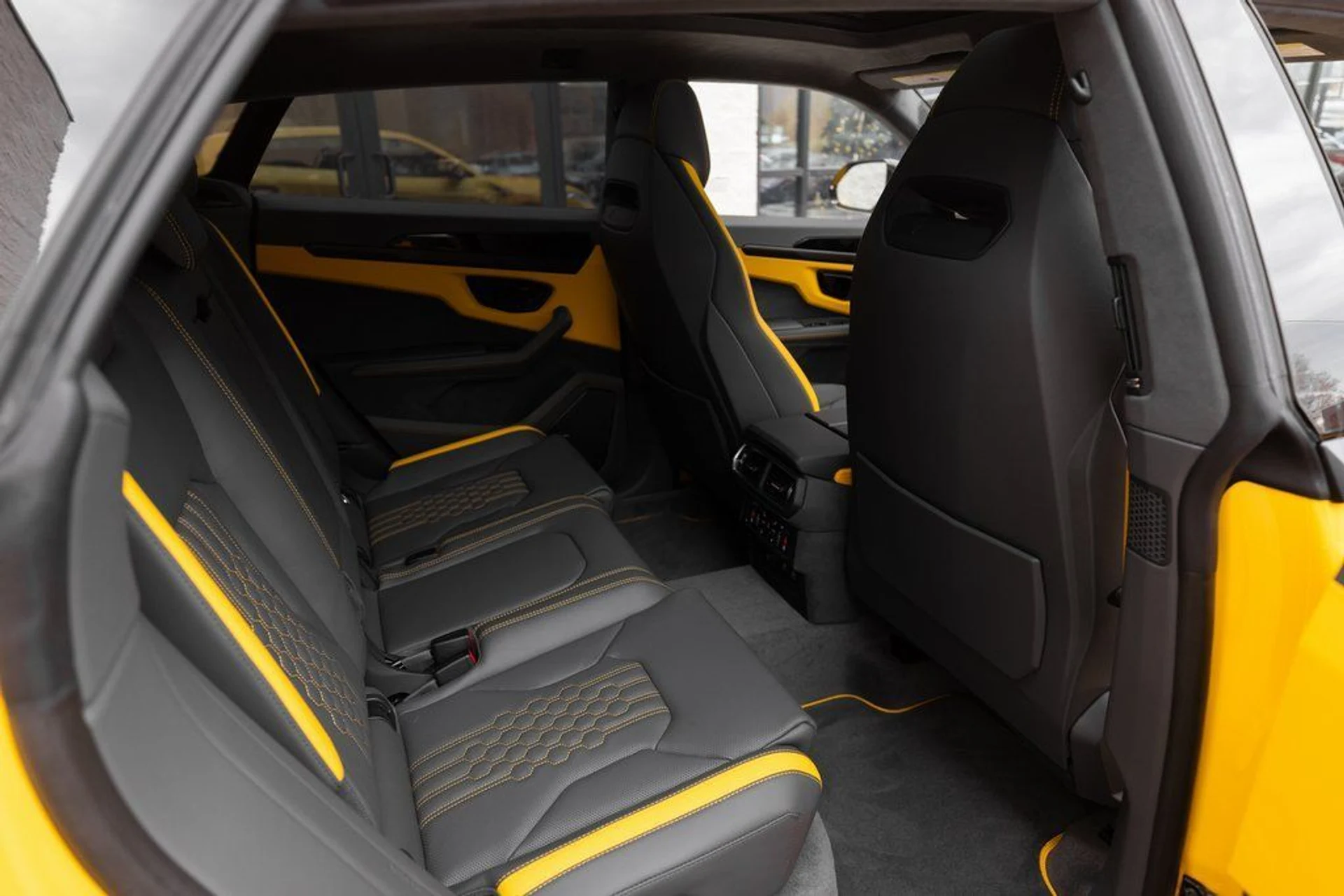 mph042_1014897850_905dcc754e30c74ab6f92fbc0c911bbax_854aa80ee7