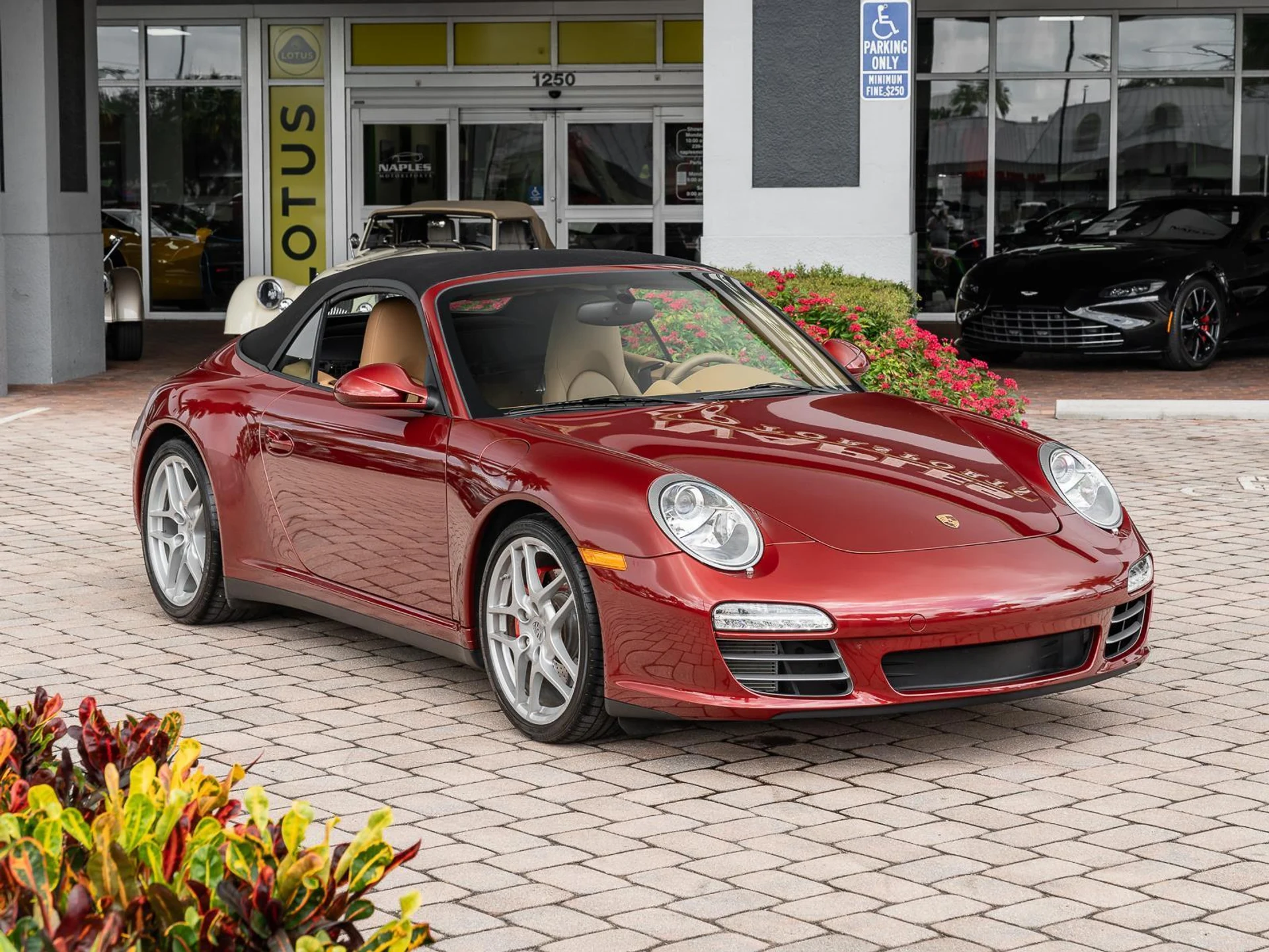 mph042_1015589341_Used_2009_Porsche_911_Carrera_4_S_1783026741_6e19ed09fa