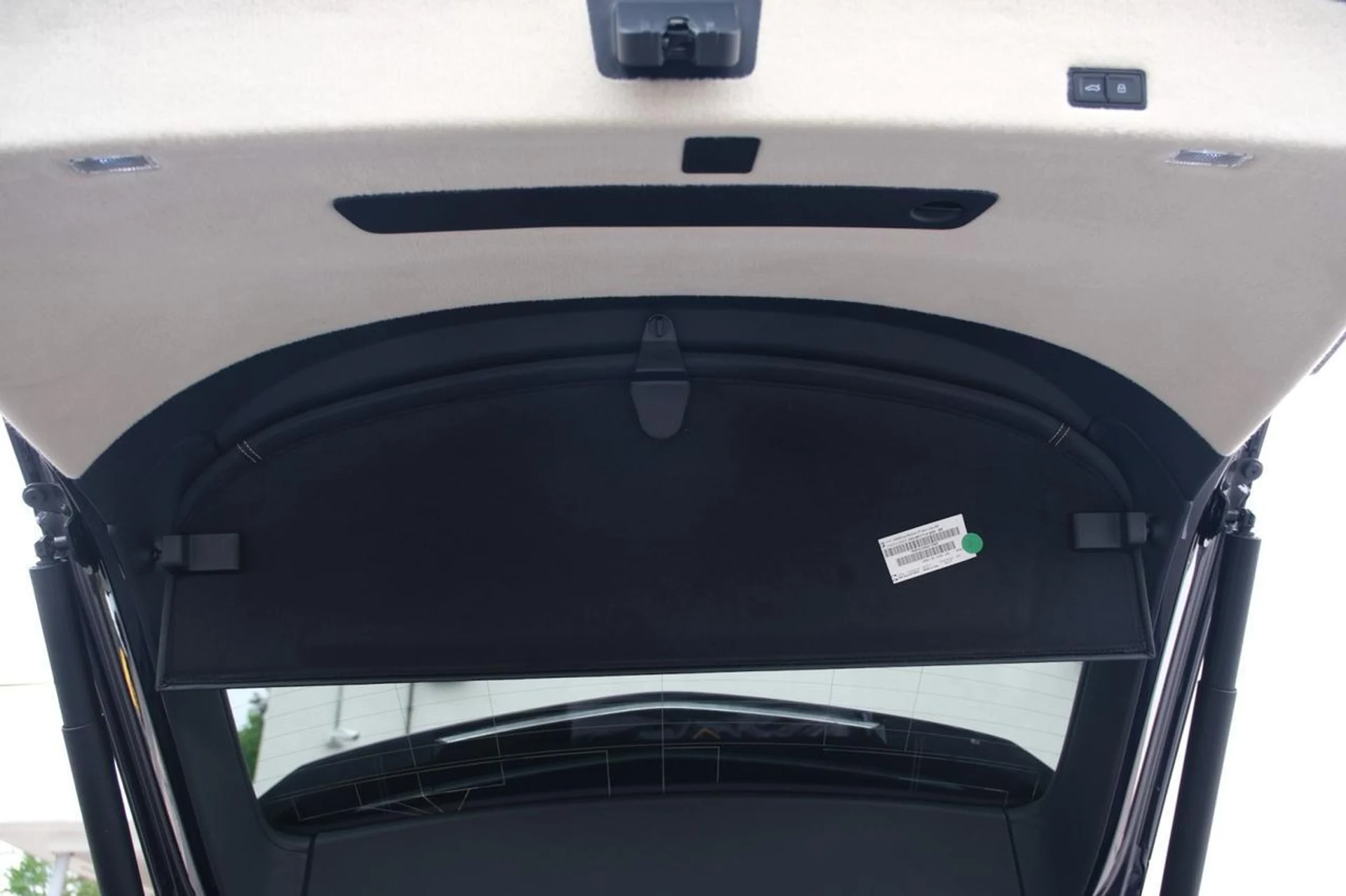 mph042_1025347708_e9d7adafe8130ba96ee995d7a8d51887_643225df65