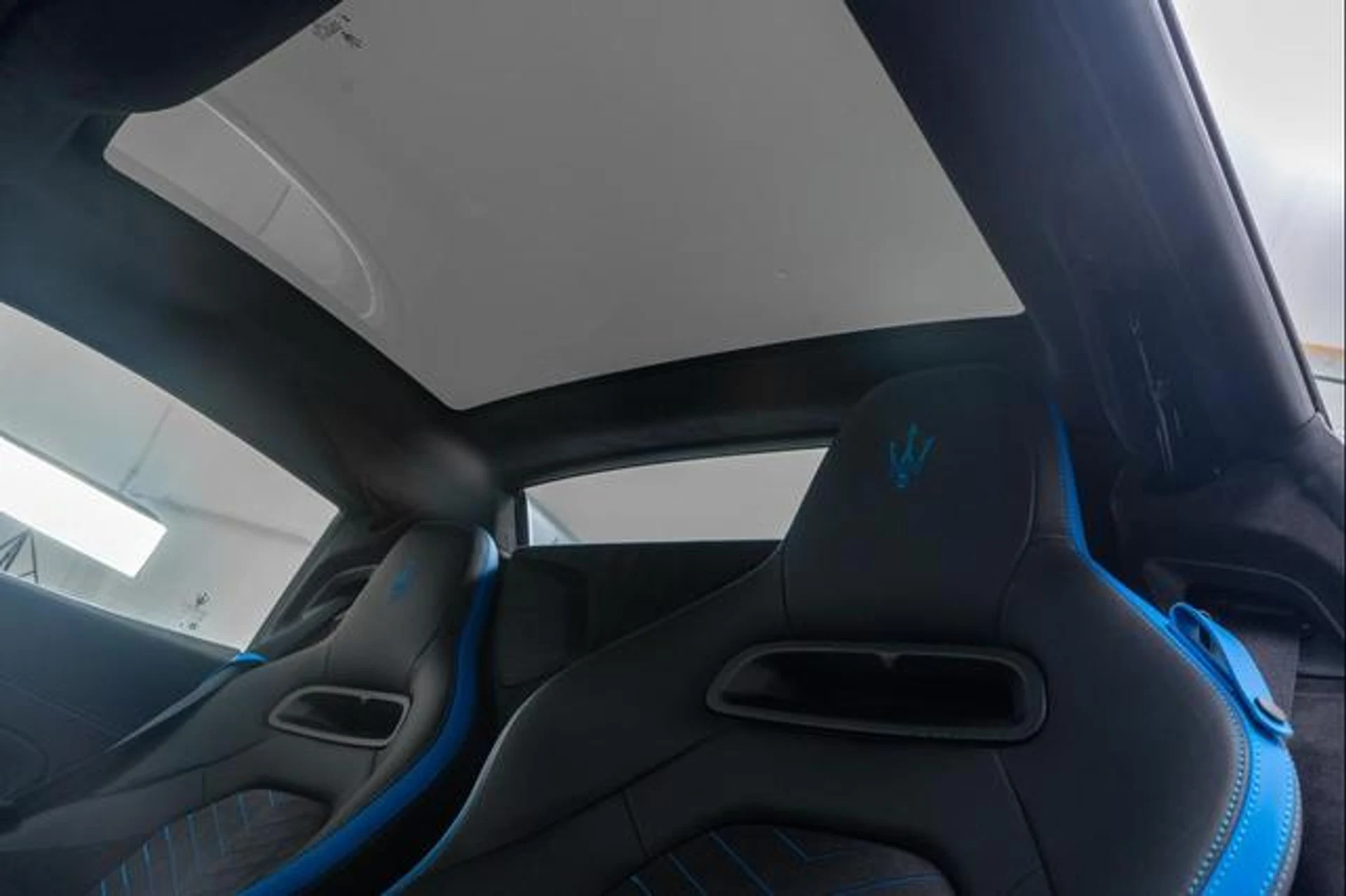 mph042_1027621894_X_Okb6_S_Yf_Se_A_Vr_Ebv_X5_J_Zt_Ok_WGJM_33ca1505cb