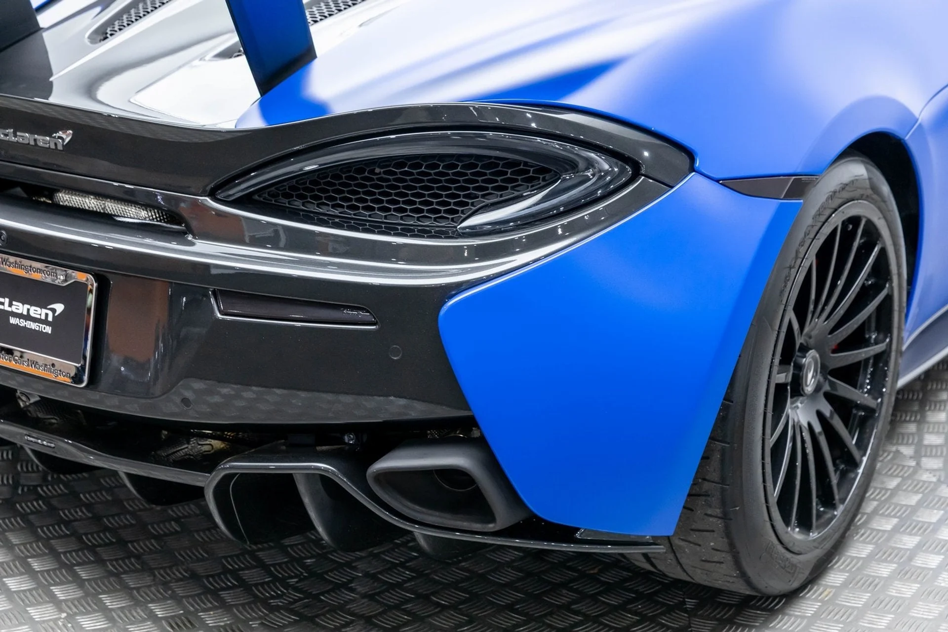 mph042_1035883929_43_a50d1fbd8c