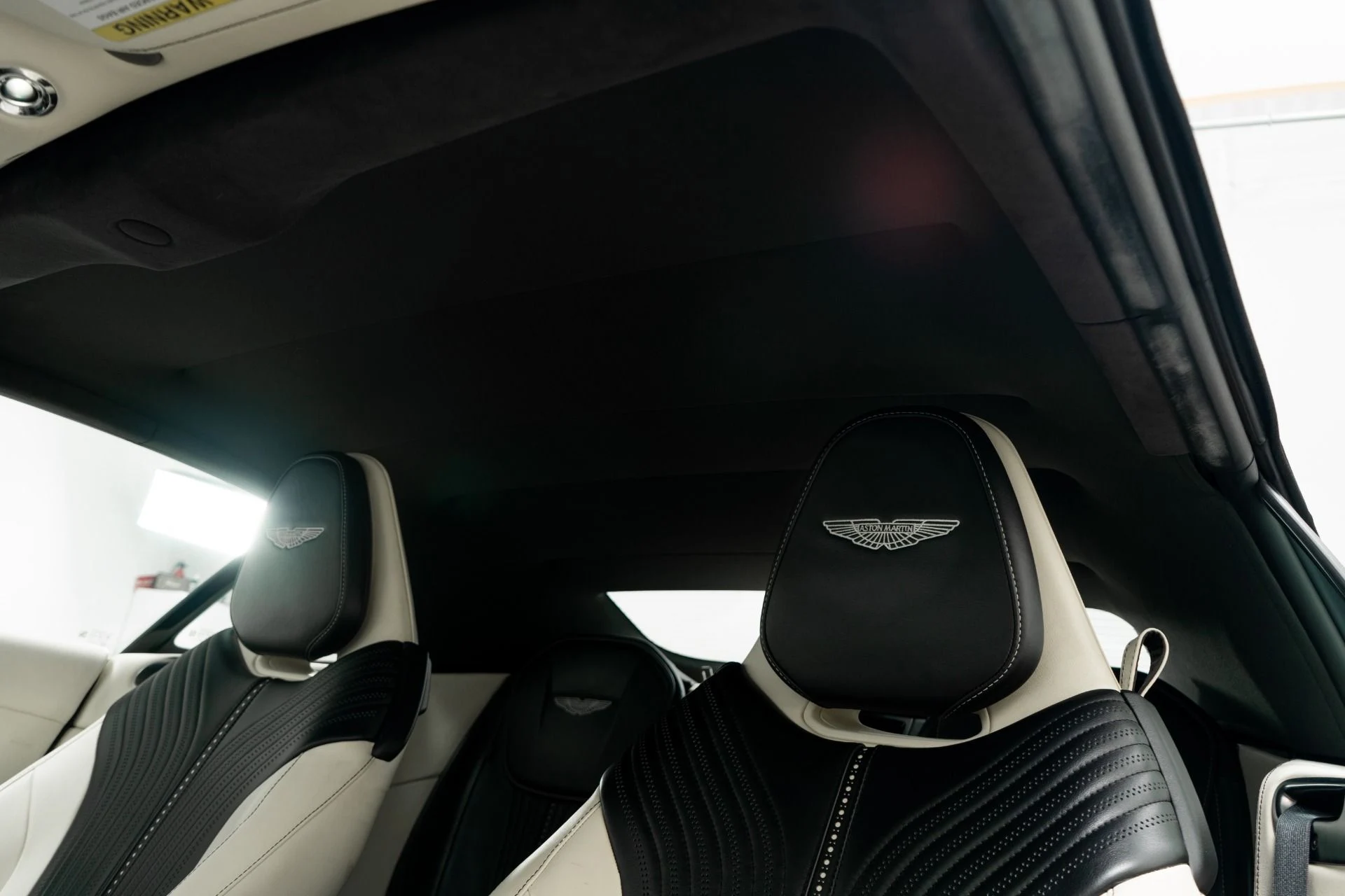 mph042_1040063464_Used_2019_Aston_Martin_DB_11_Volante_1760477407_f527a1a4c0