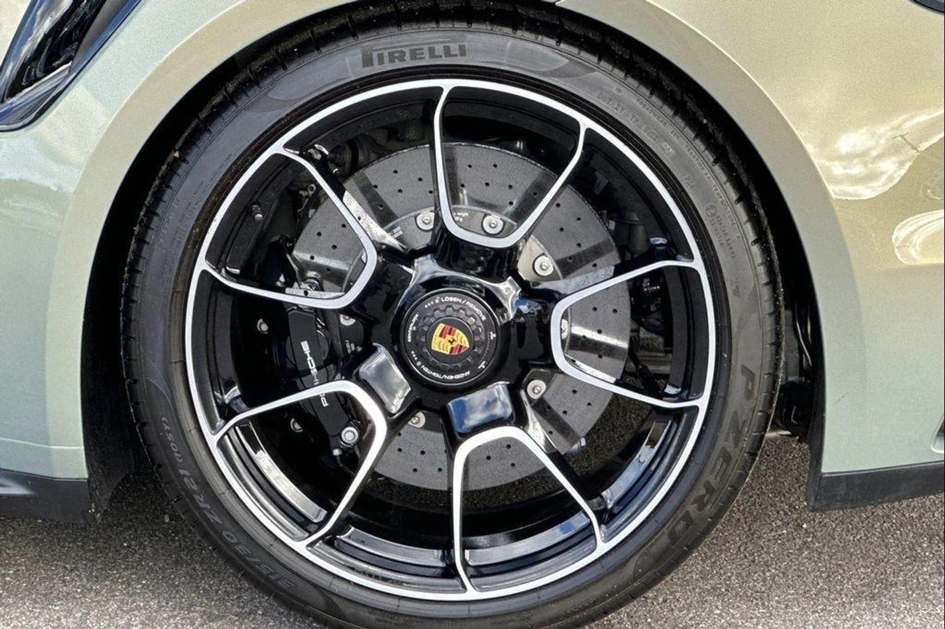 mph042_1042623343_L8_Ivwv0iocmovud1_IU_Ic29_Q_Wz_Q_ba3a4eb04d