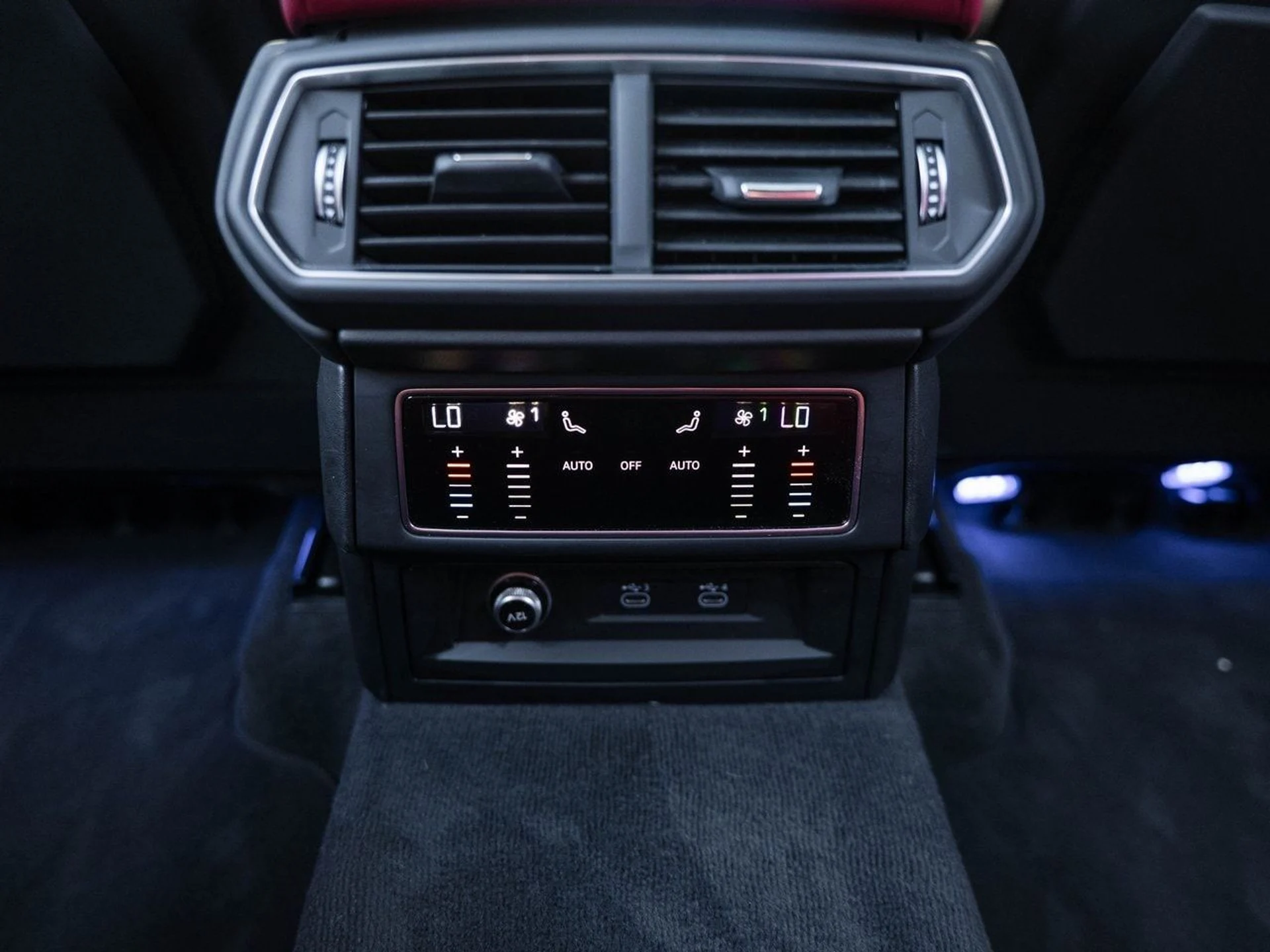 mph042_1062035015_49ef5ef832bf564ee5395a0eaaeeffc3x_830552a745