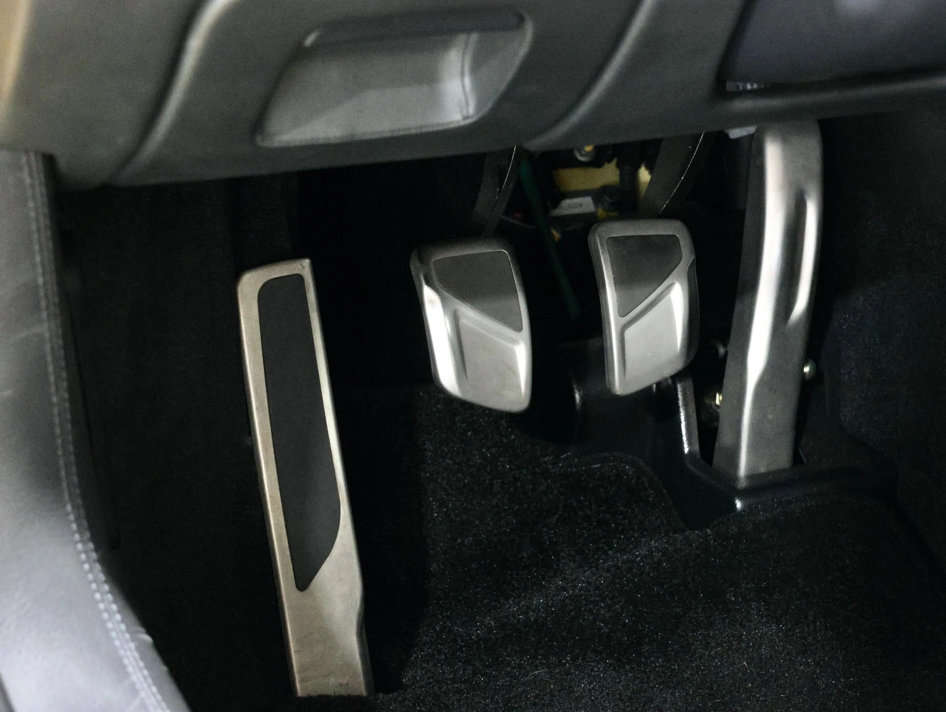 mph042_1067229187_Used_2008_Lamborghini_Gallardo_GATED_6_SPEED_MANUAL_Full_Car_PPF_Recent_20_K_Major_Service_1758142100_fe29bae88f