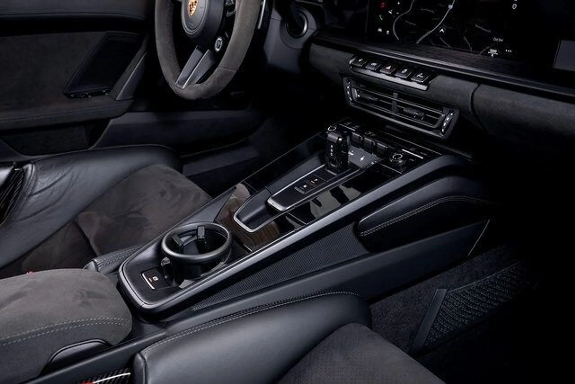 mph042_1067804658_83c2523385a83b9e75df06ddc75f2699x_37b7161c6a