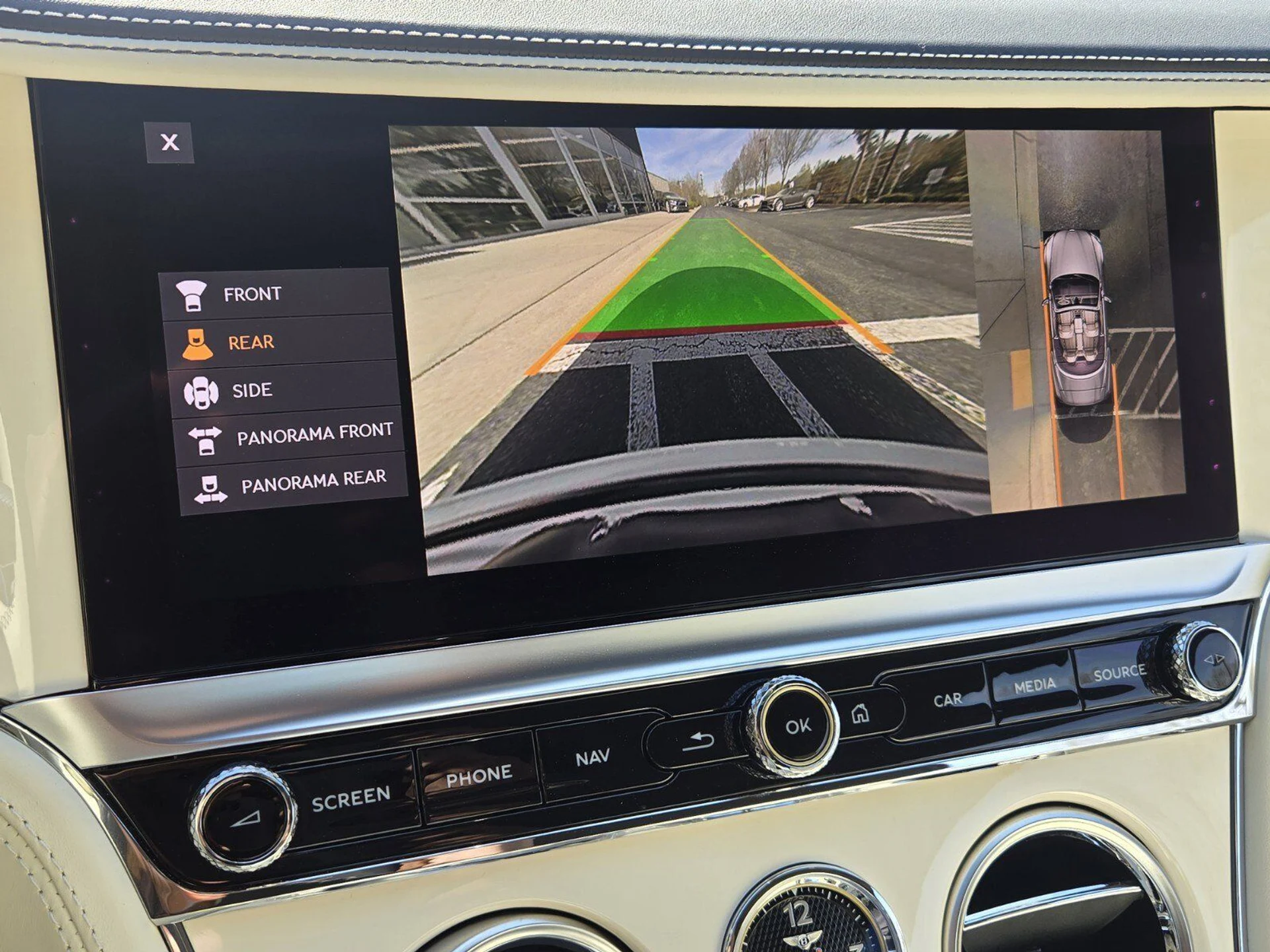 mph042_1073668234_44400da2630b051c455413cdbb36650ax_893b45fe9b