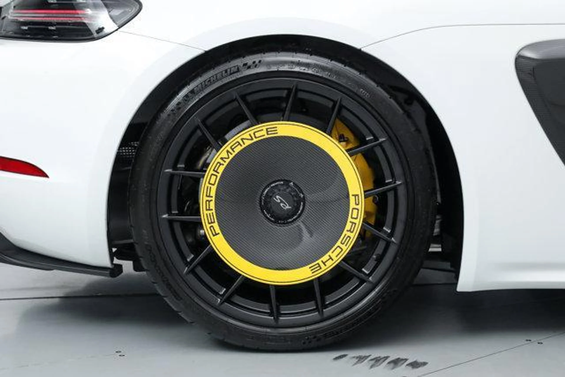 mph042_1074282761_7bi_VPW_2_UJJV_Pj_Na7_X5_WSL_6m_Rj_Zw_584181e448