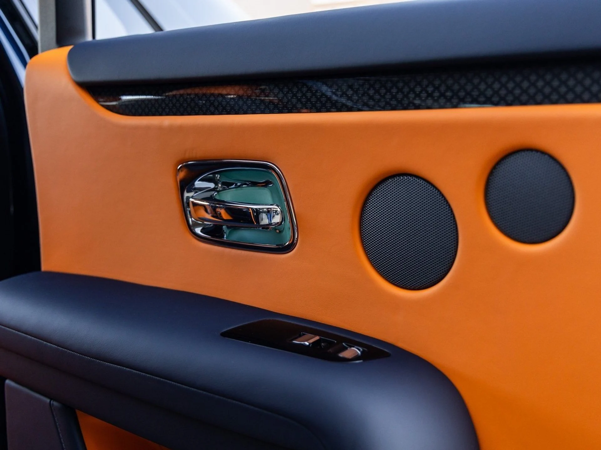 mph042_10798070_43_412814c88d