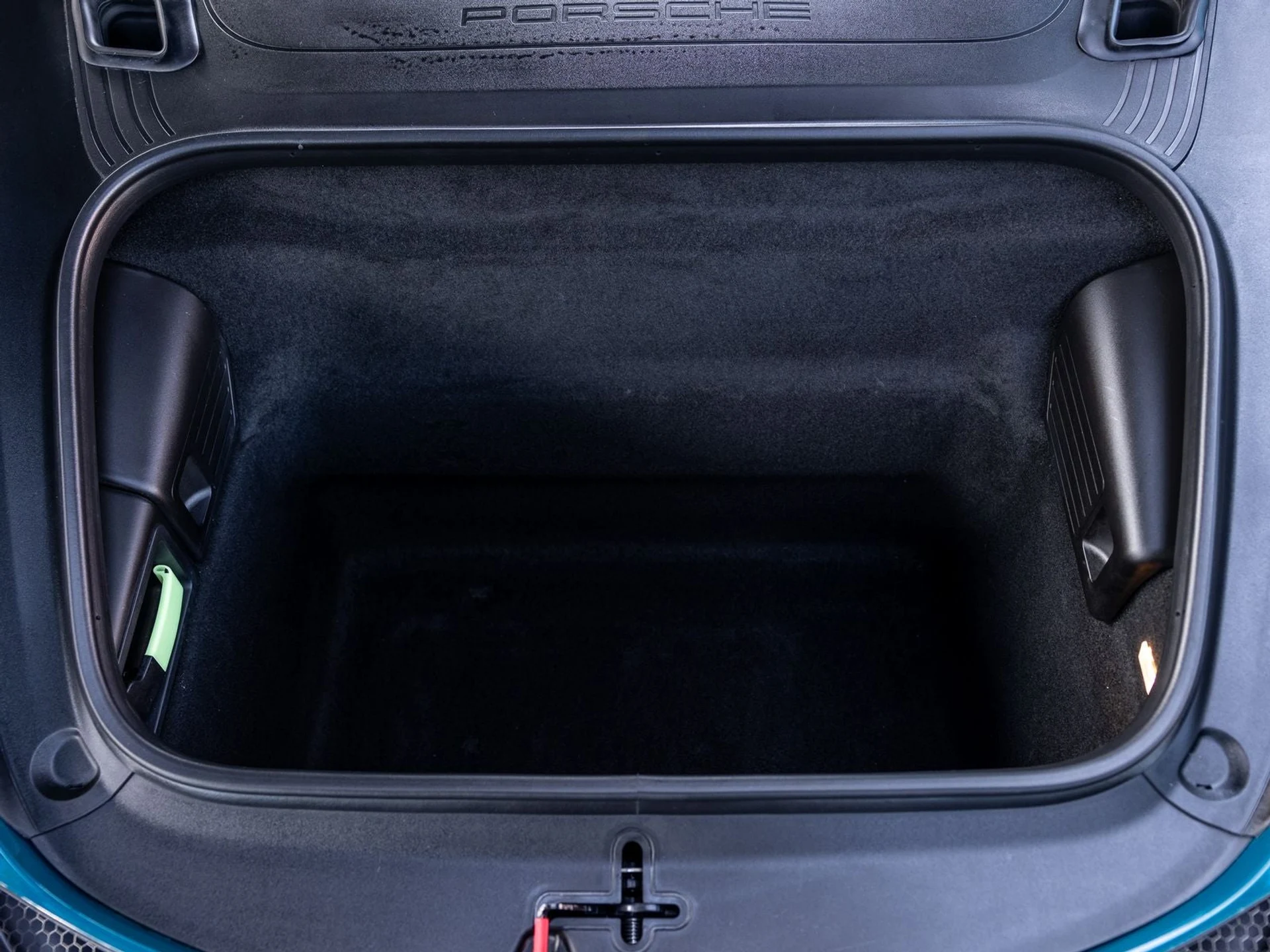 mph042_1089832374_43_9c453b9048