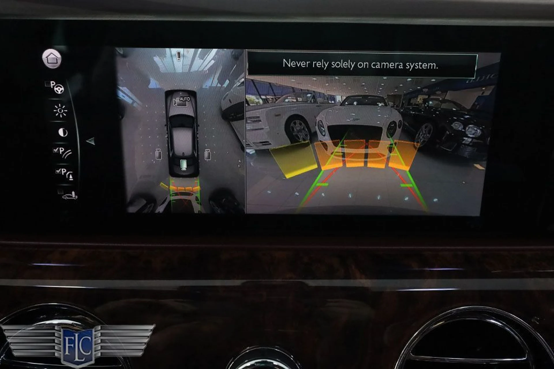 mph042_1093525970_used_2021_rolls_royce_ghost_sedan_6305_22950385_43_1024_172356d966