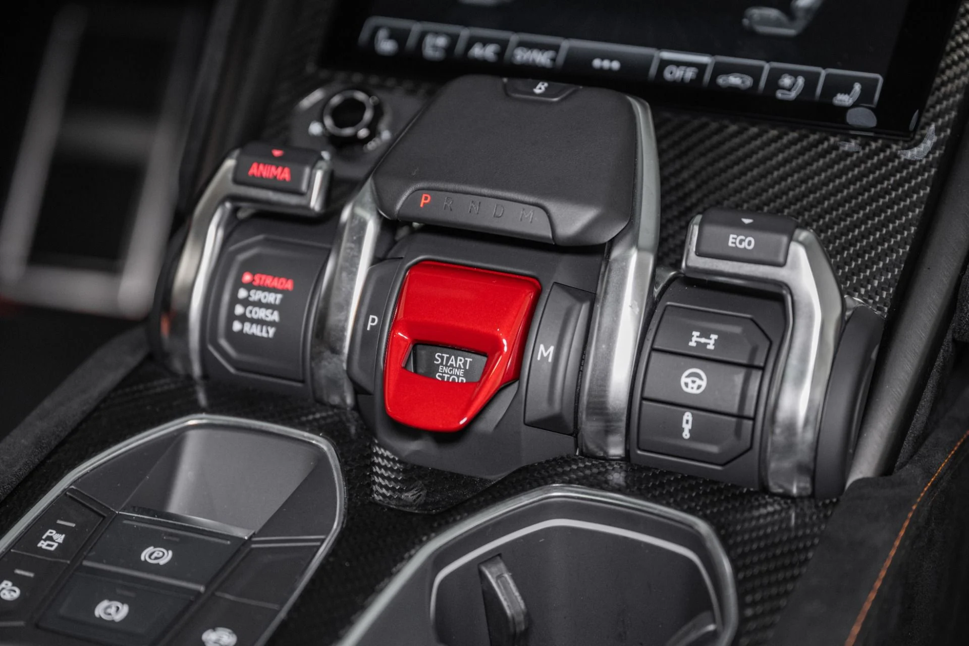 mph042_1099542692_Used_2024_Lamborghini_Urus_Performante_1773070205_8dcbb4d010