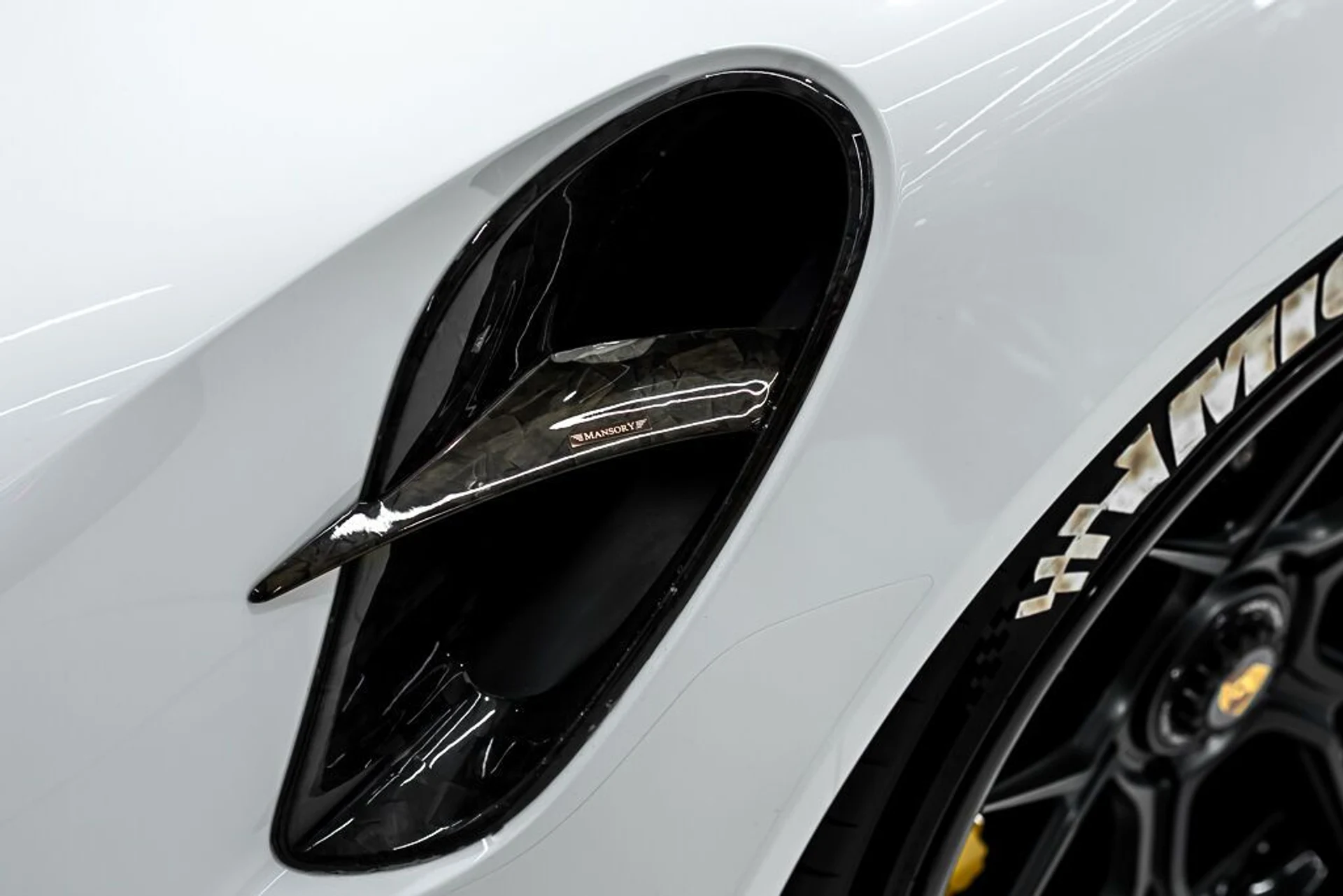 mph042_1109843907_porsche_911_2018_jpg_v_1758918548_4d26fbebb0