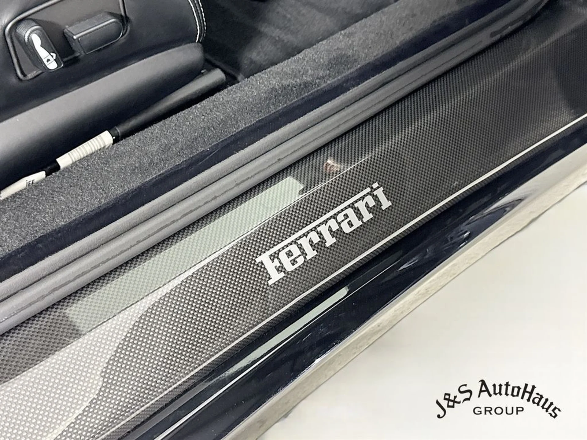 mph042_1150882546_mvhgsqux0wurwwout5c5t4n7d2sa_4f85df809b