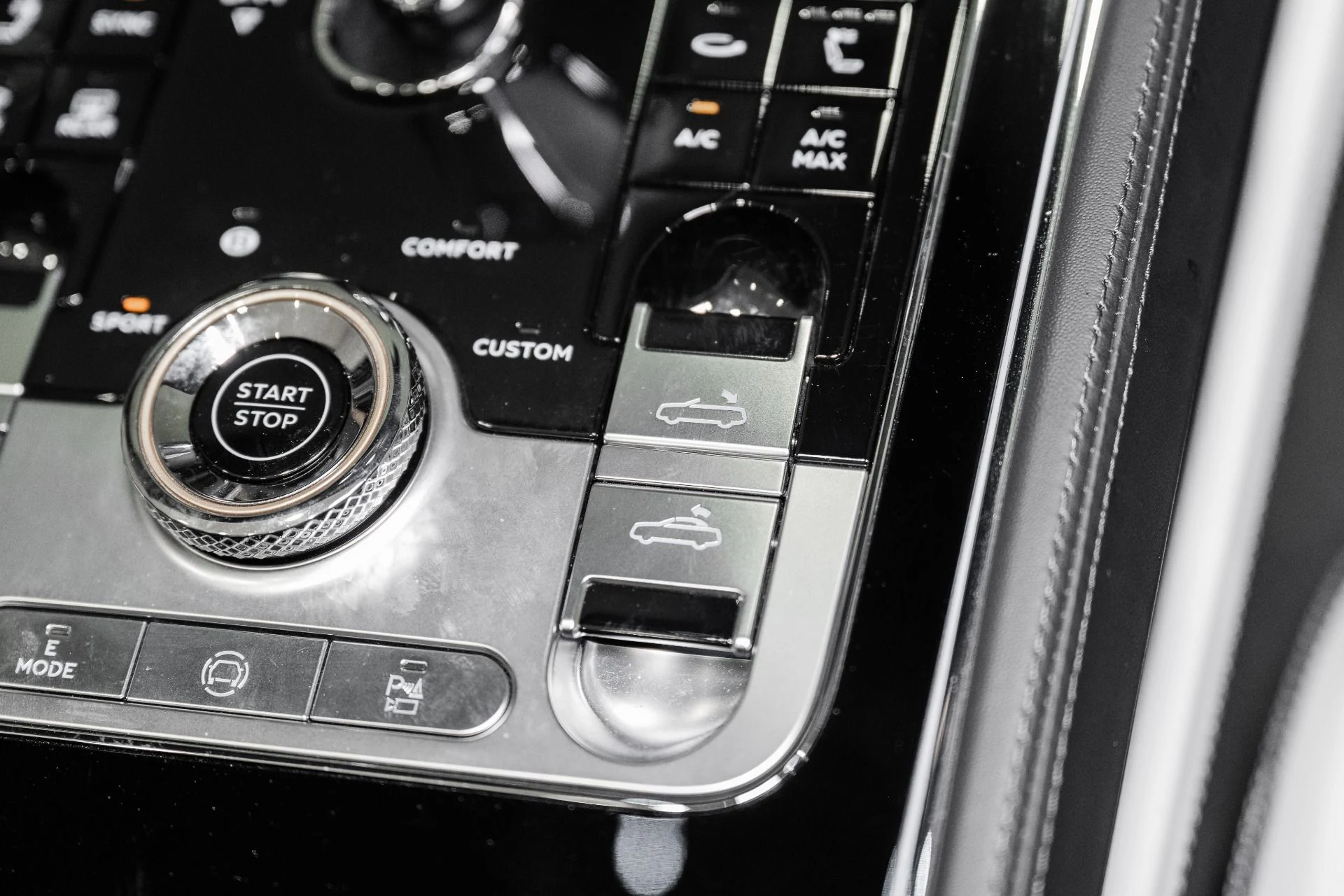 mph042_1159128250_Used_2025_Bentley_Continental_GTC_Speed_1790088406_2d7ab9fd47