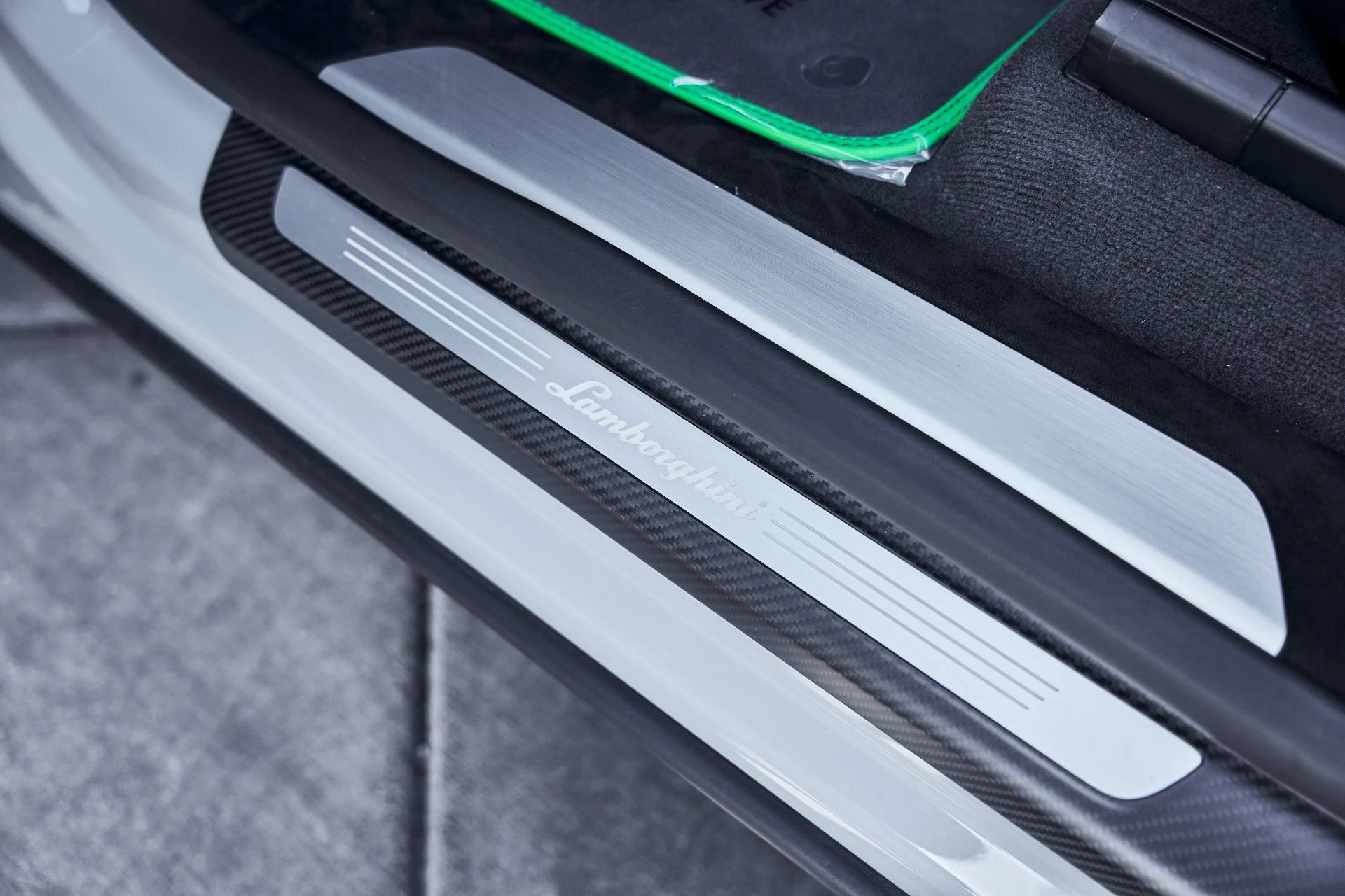 mph042_1166801447_Used_2024_Lamborghini_Urus_Performante_1772849098_c0bfebf86e