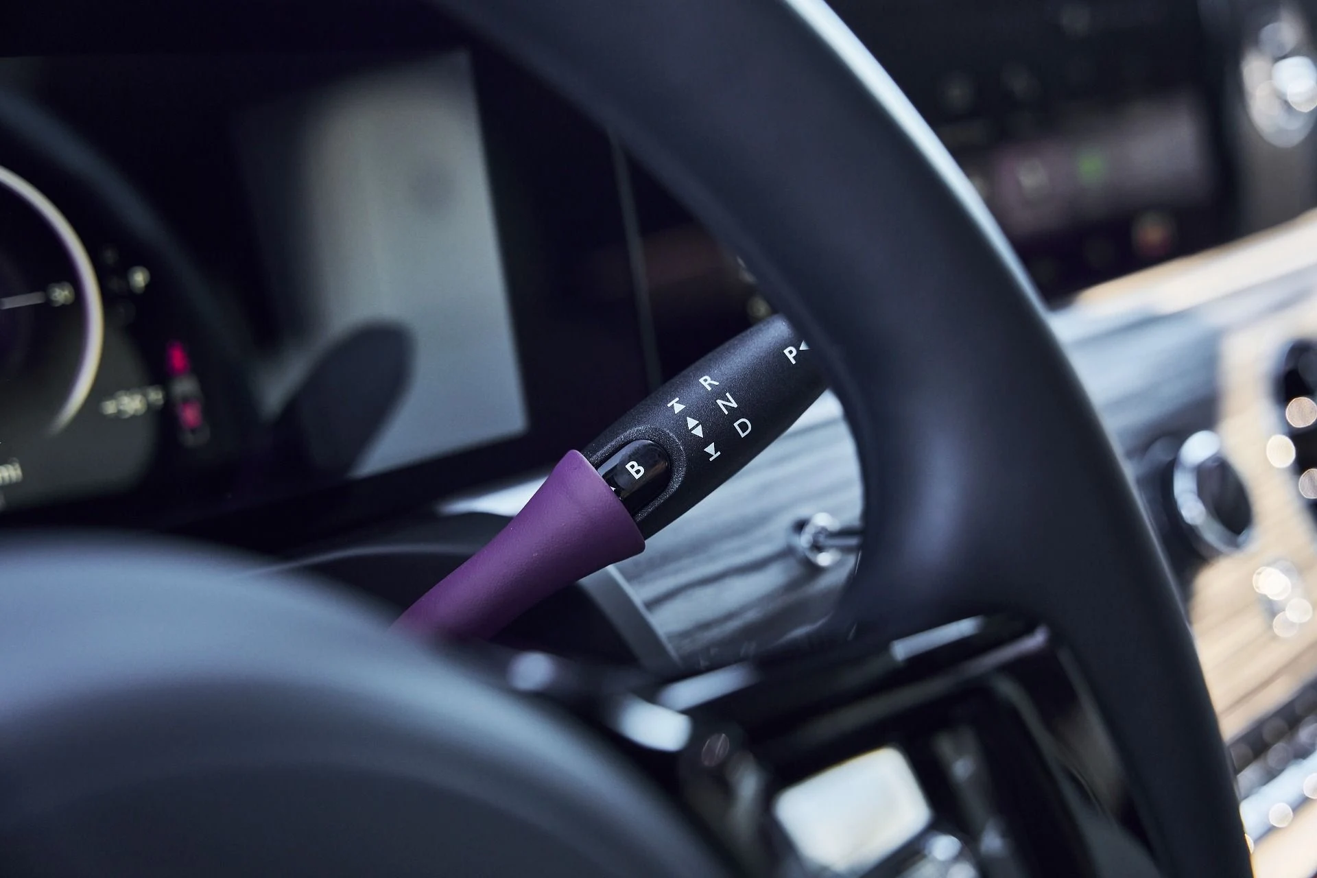 mph042_1185923364_Used_2024_Rolls_Royce_Spectre_Base_1771724483_37fb7ca2b9