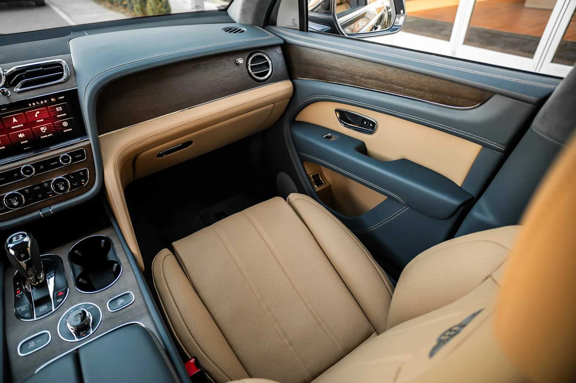 mph042_1197686105_2dc84358f745192548e4e82c633d6b79x_f8ce3aef5d