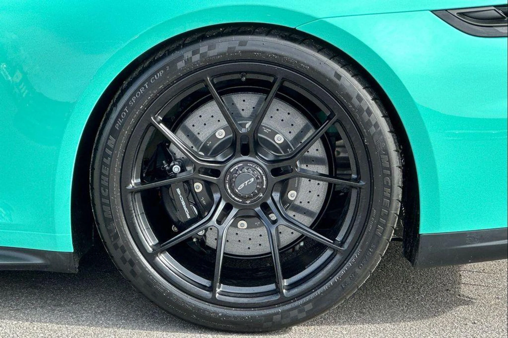 mph042_1199824763_3_L_Uu69t_Kvi_Ion_Q09_Ch_Aex7_QH_Xd_Q_49fef0cb20