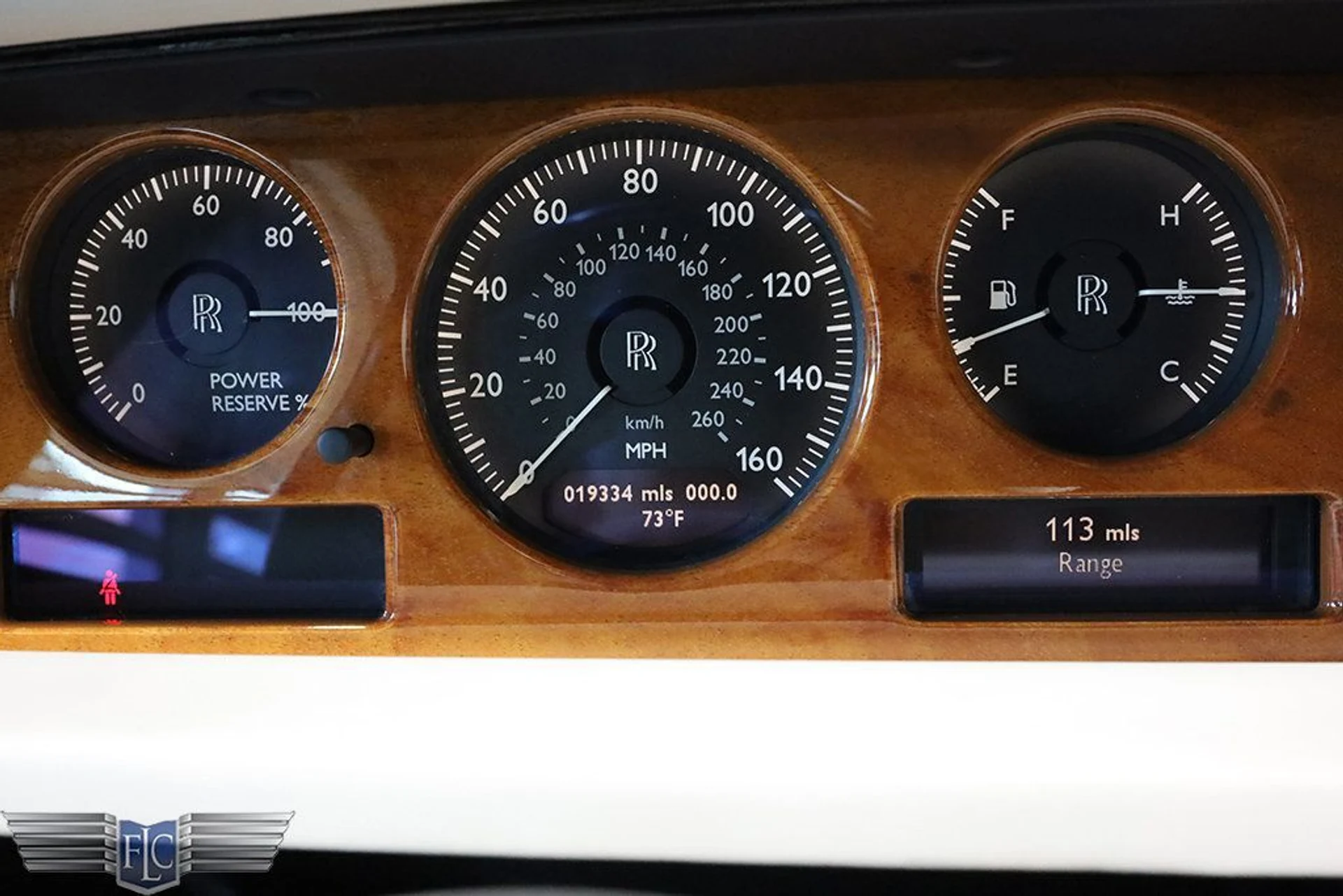 mph042_1214331979_used_2014_rolls_royce_phantom_drophead_coupe_9689_22941725_43_1024_b7d0b778fb