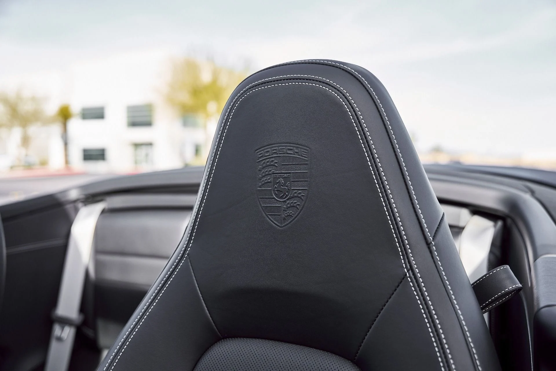 mph042_1231964353_Used_2022_Porsche_911_Turbo_S_1773939940_9dba8fb4a9