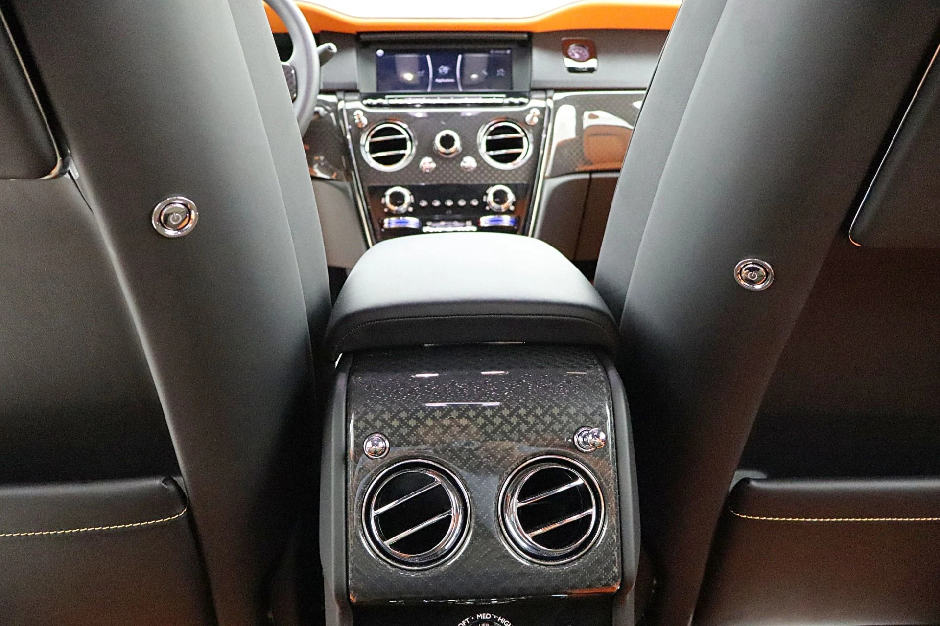mph042_1250064437_Used_2023_Rolls_Royce_Black_Badge_Cullinan_LEASE_OPTIONS_AVAILABLE_2145172e97
