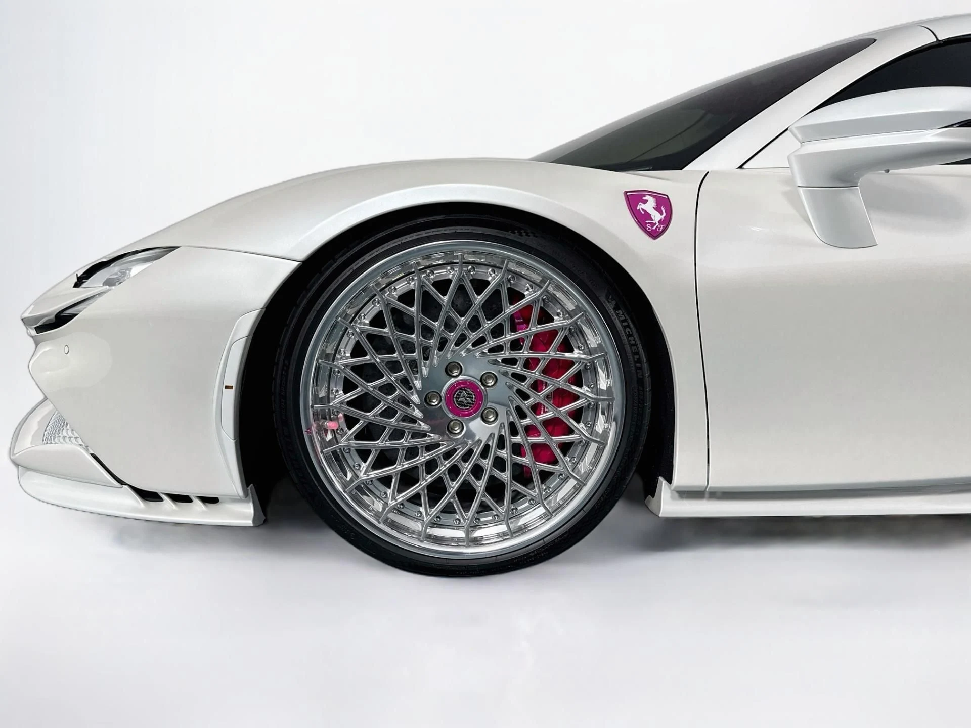 mph042_1253717750_Used_2024_Ferrari_SF_90_Spider_1787783984_b81d814c81