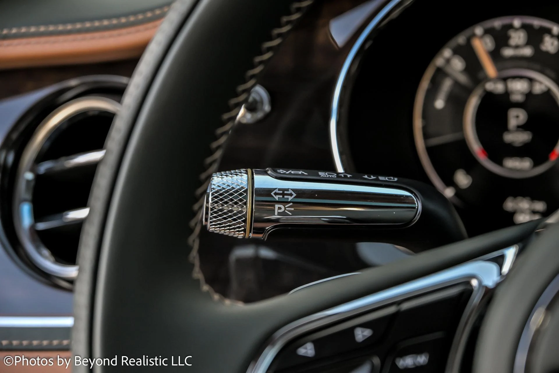 mph042_126742906_Used_2025_Bentley_Flying_Spur_Speed_First_Edition_Specification_1761724553_4ed454f988