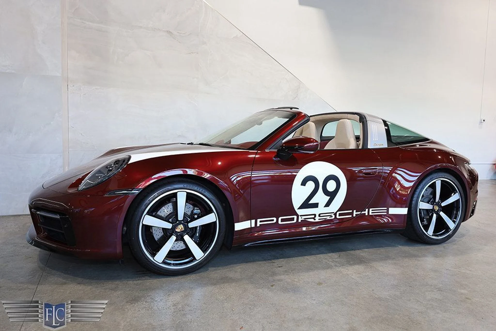 mph042_1276131388_used_2021_porsche_911_targa4sheritagedesignedition_9689_22967644_43_1024_9ffaa930fc