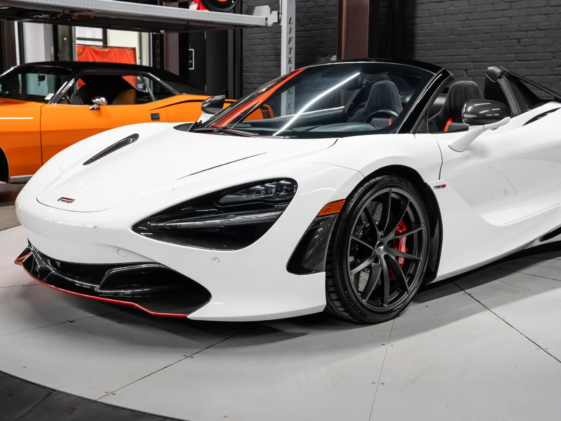 mph042_1282967767_mclaren_720s_2019_057fc25804