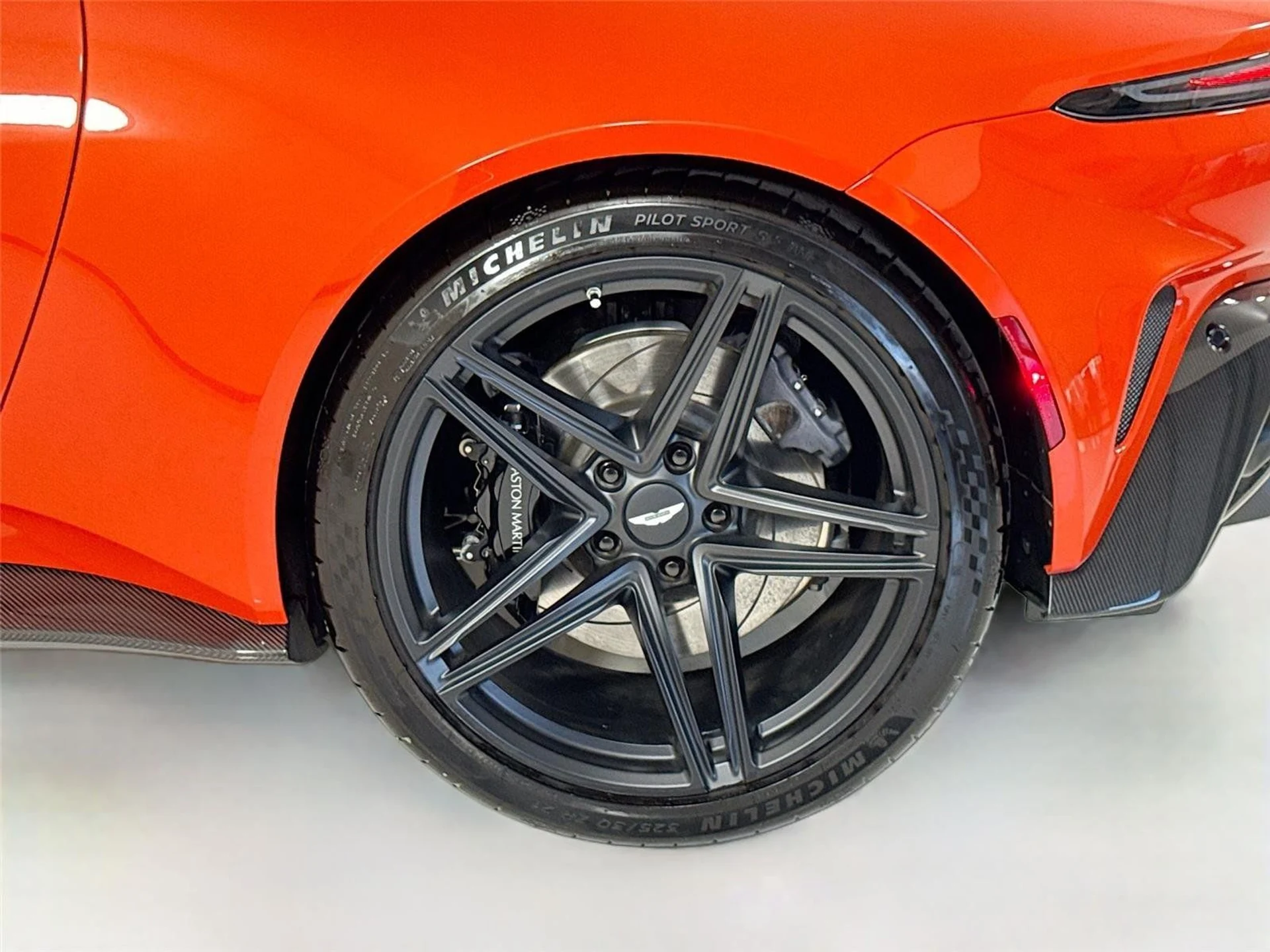 mph042_129404398_0f83fe43f28959c59cd931b5394938d1_4f93c78a85