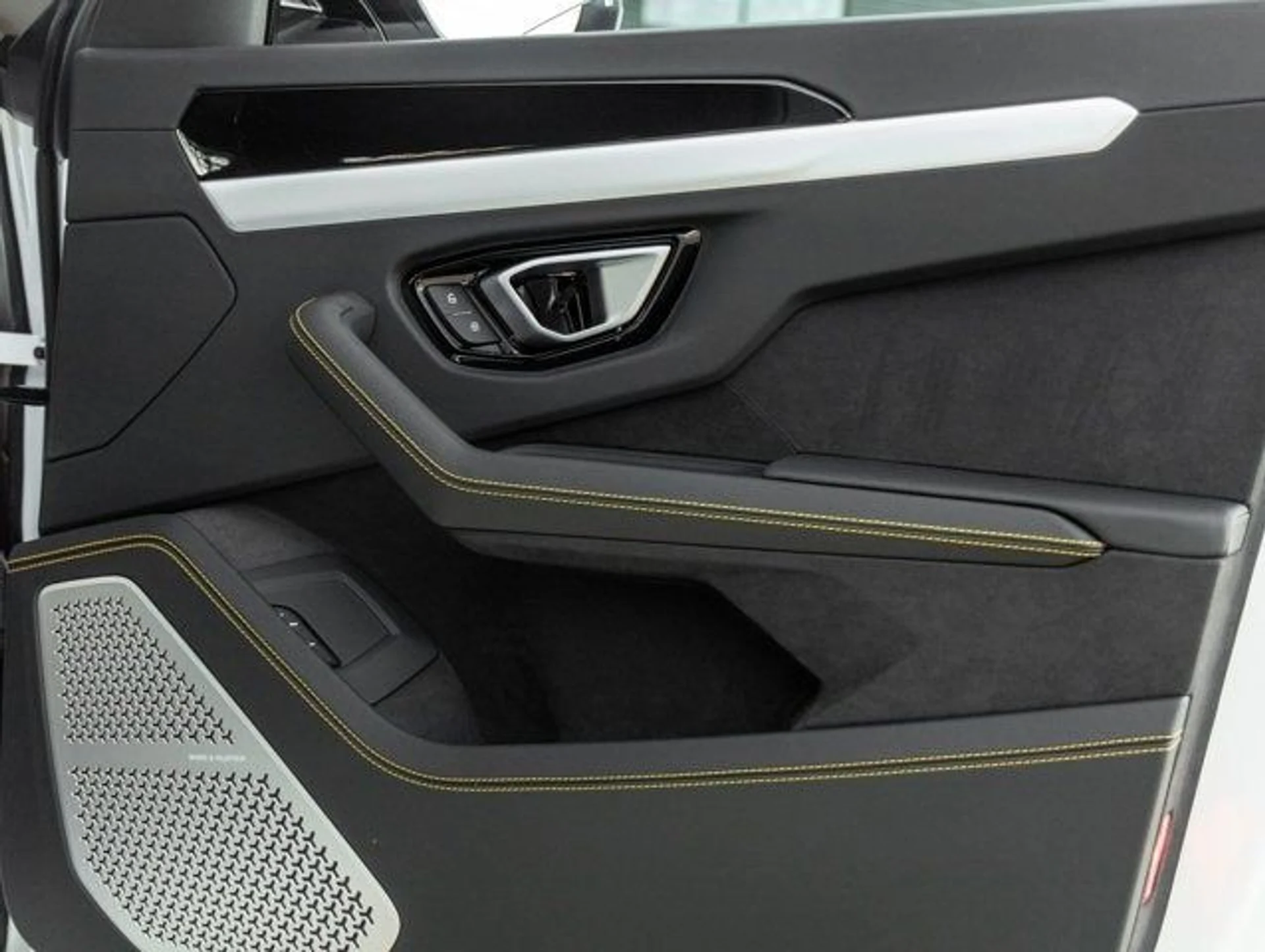 mph042_1320035766_43_6b0bb4b06b