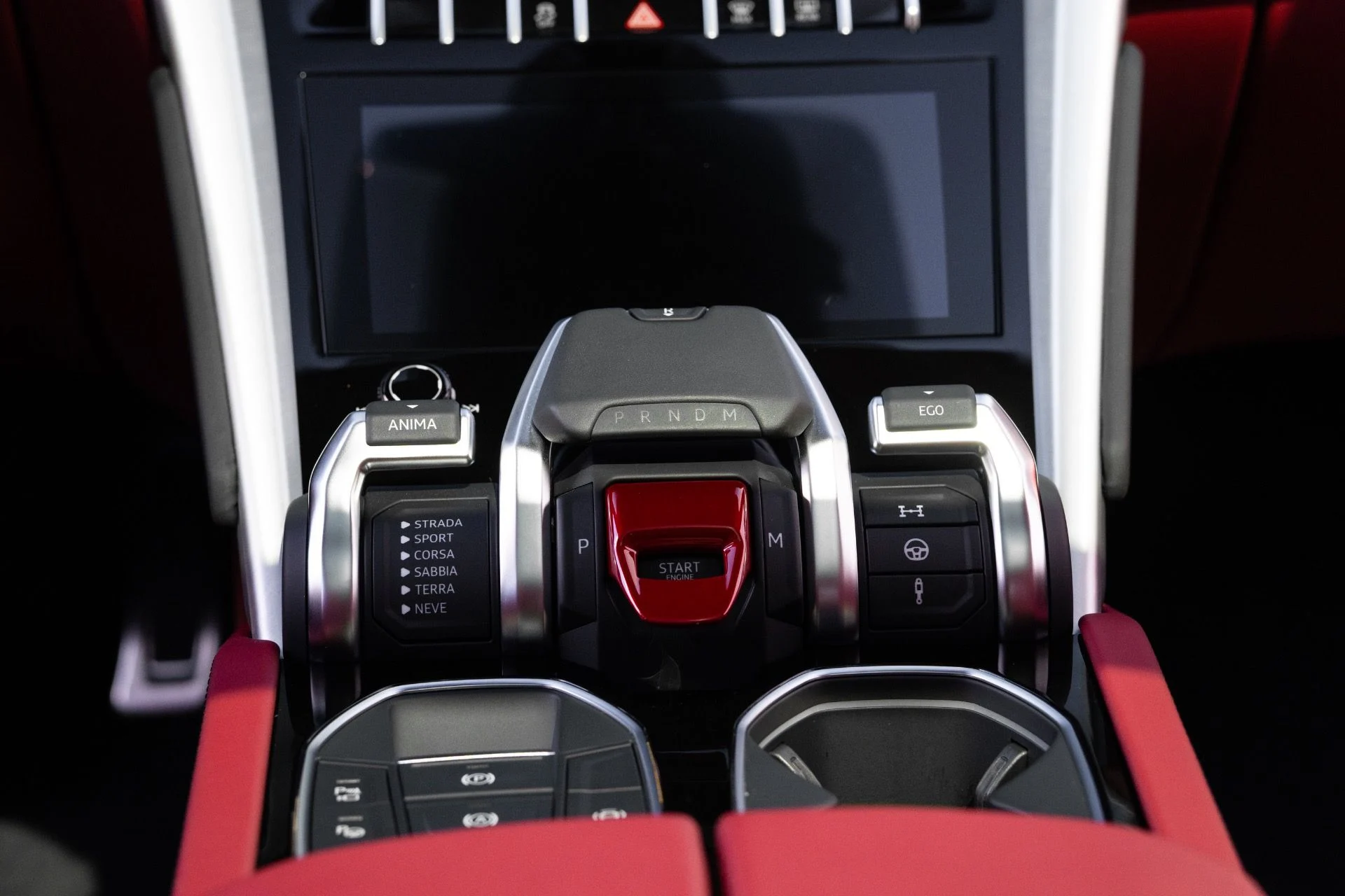 mph042_1330145210_Used_2022_Lamborghini_Urus_1770690392_8f4fa28f77